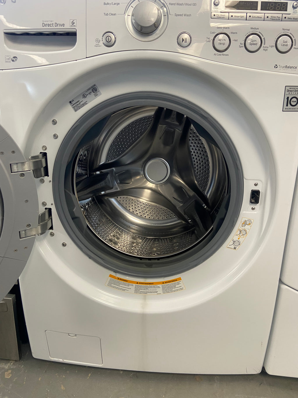 LG WM3050CW Front Load Washer, 1,200 RPM Washer Spin Speed, 7 Wash Cycles, 5 Temperature Settings, Water Heater, White colour