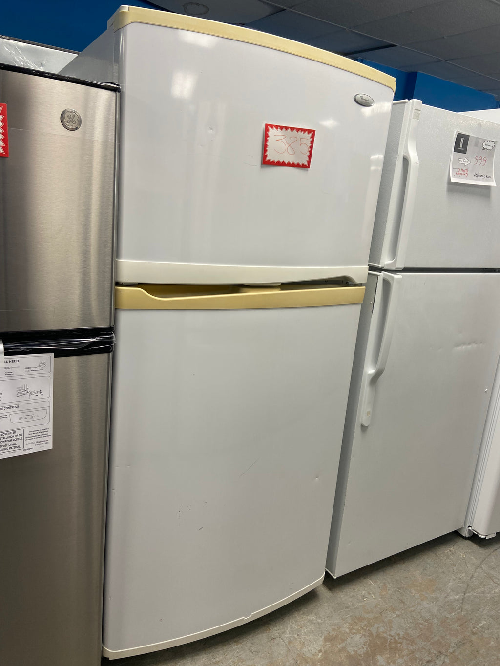 30” White whirlpool GR9SHKXMQ01 Refrigerator with warranty