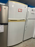 30” White whirlpool GR9SHKXMQ01 Refrigerator with warranty