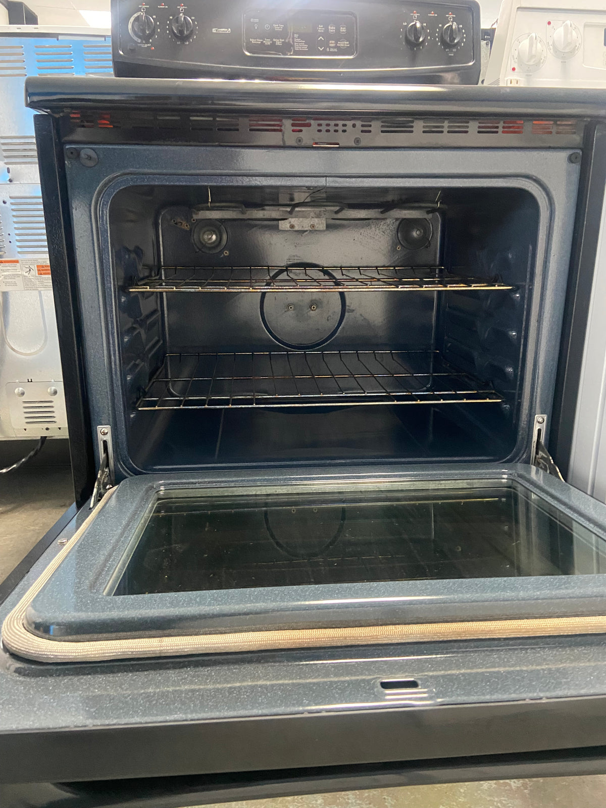 Black 30” Kenmore C970-635493 Glass Top Stove (Refurbished)