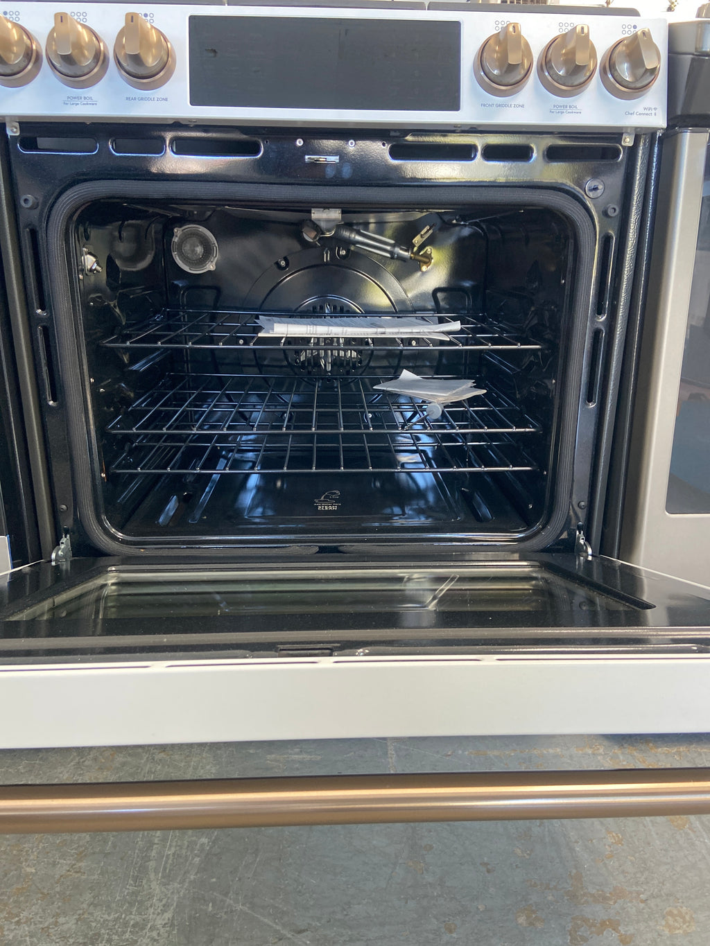 GE café gas/propane slide in stove, CCGS700P4M3W2, “Open Box”, 6 Months Warranty