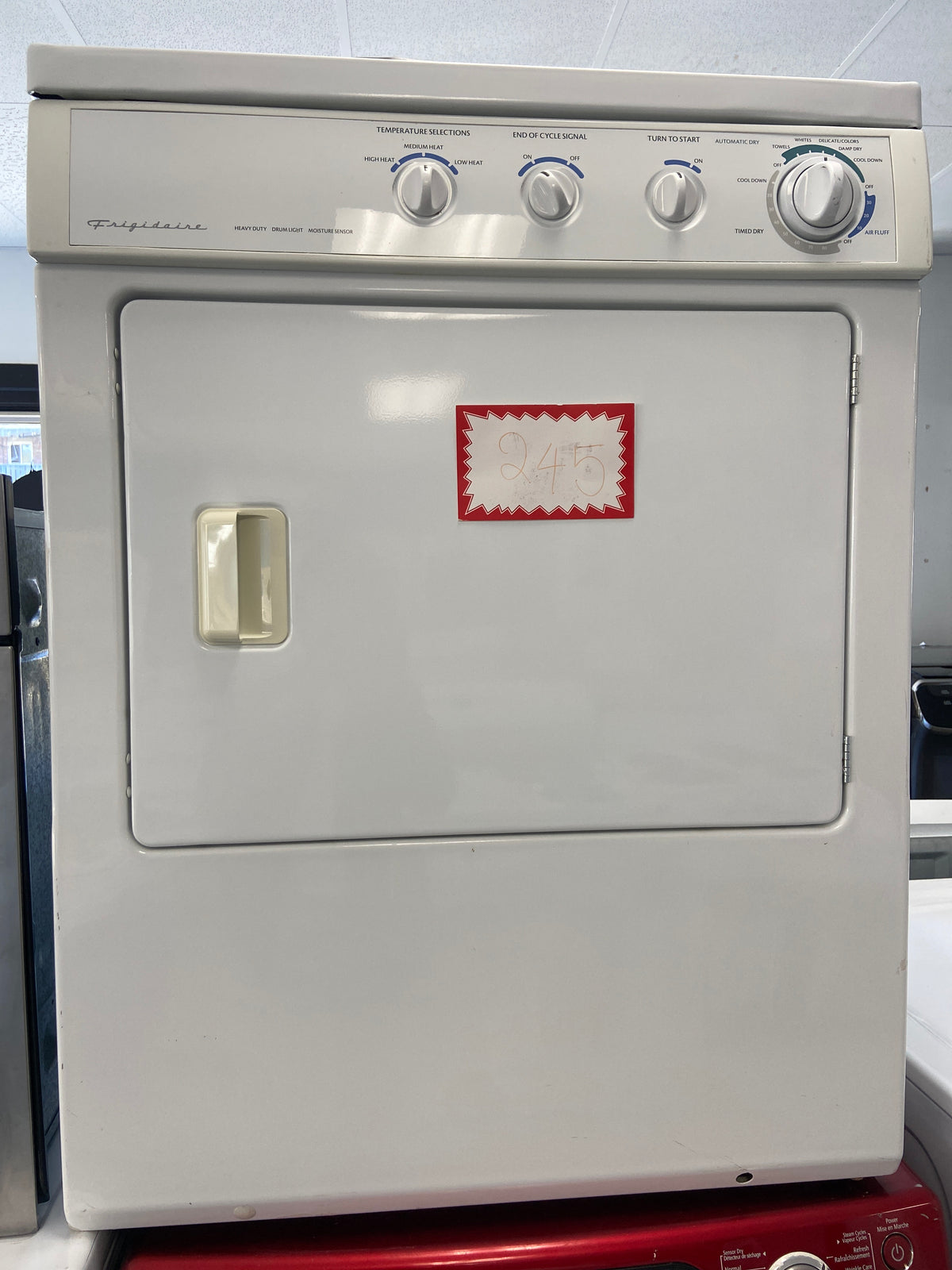 Frigidaire white dryer, heavy duty, moisture sensor, “ Refurbished”, 3 Months Warranty