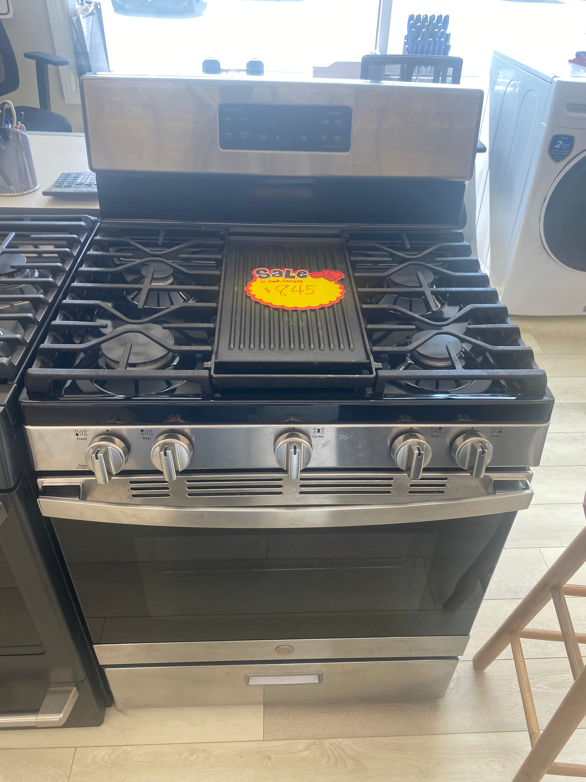 GE Stainless Cafe Propane Stove, "Store Tested"
