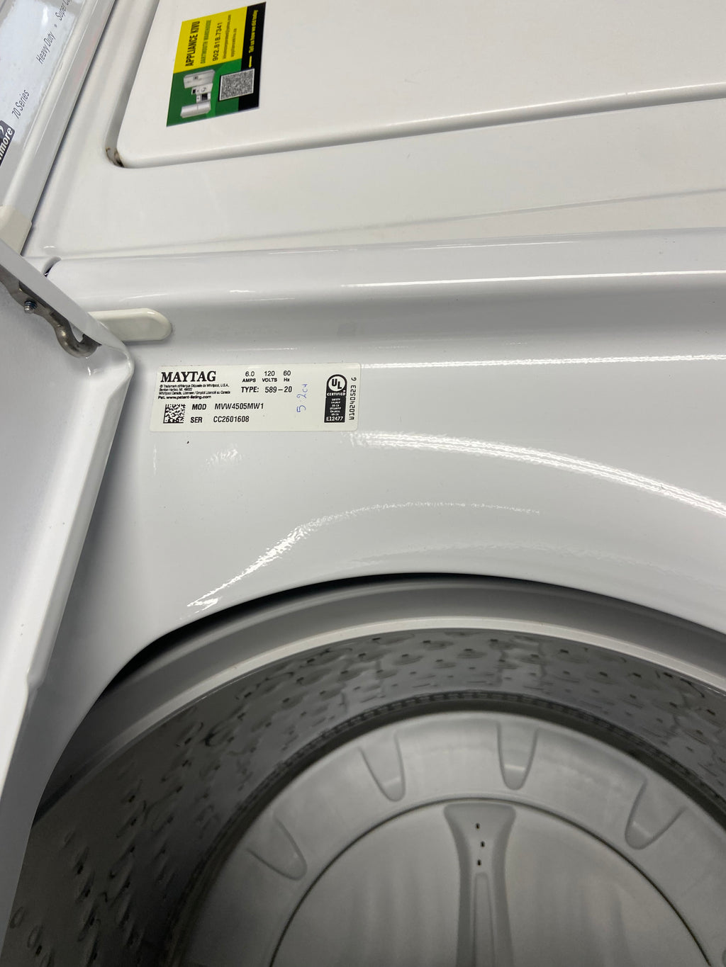 Maytag MVW4505MW1 Top Load Washer, 28 inch Width, 5.2 cu. ft. Washer Capacity, 770 RPM Washer Spin Speed, 11 Wash Cycles, 5 Temperature Settings, White colour Contains Agitator