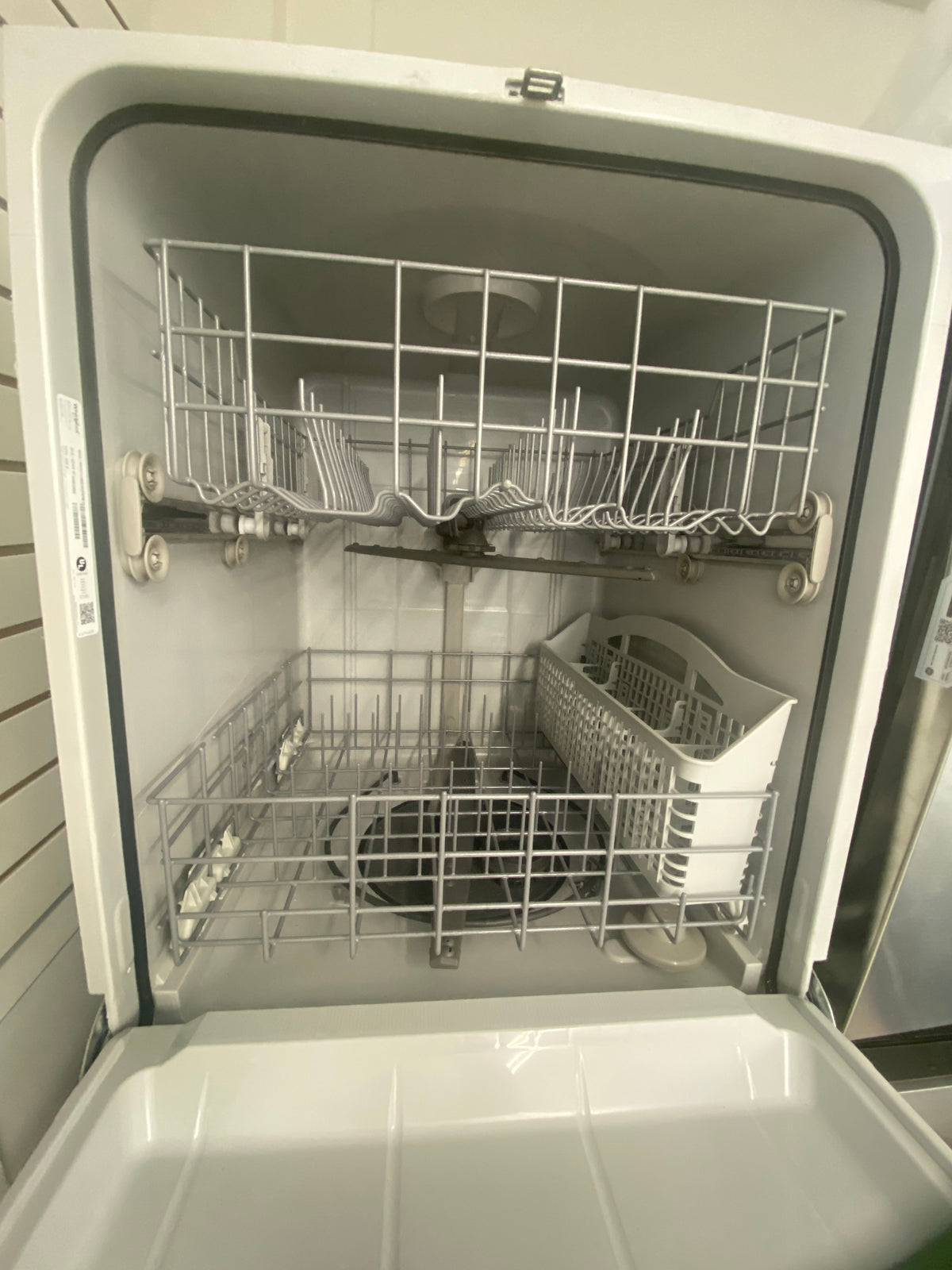 24” Whirlpool Stainless Built-in Dishwasher "Brand New-Open Box"