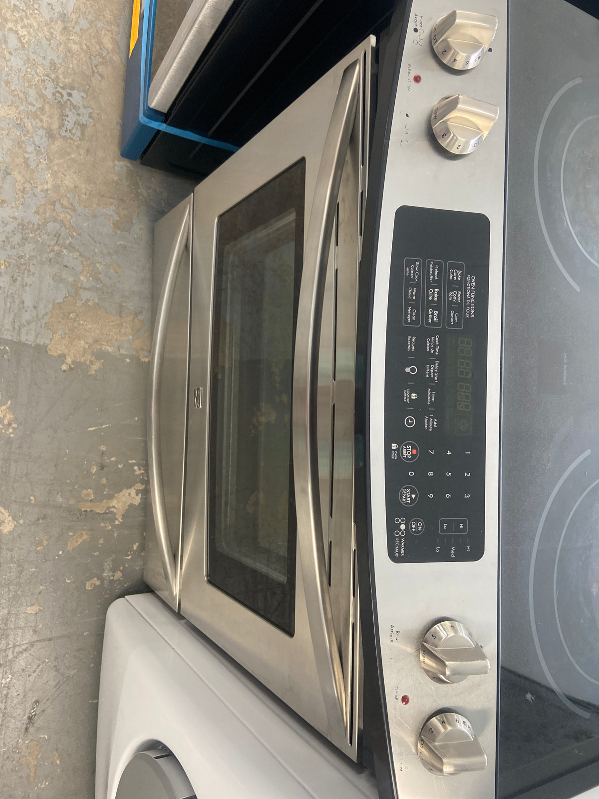 Kenmore glass top stove, serial: NF24224694 “Refurbished”, 3 Months Warranty