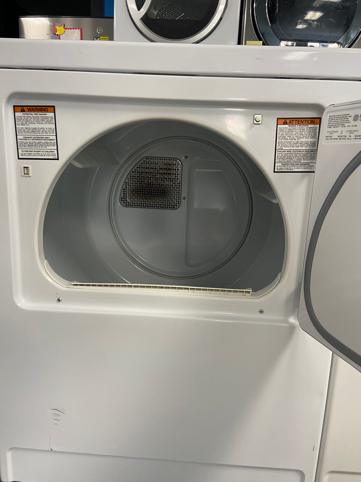 White 27” Maytag PYE2300AZW Dryer (Refurbished)