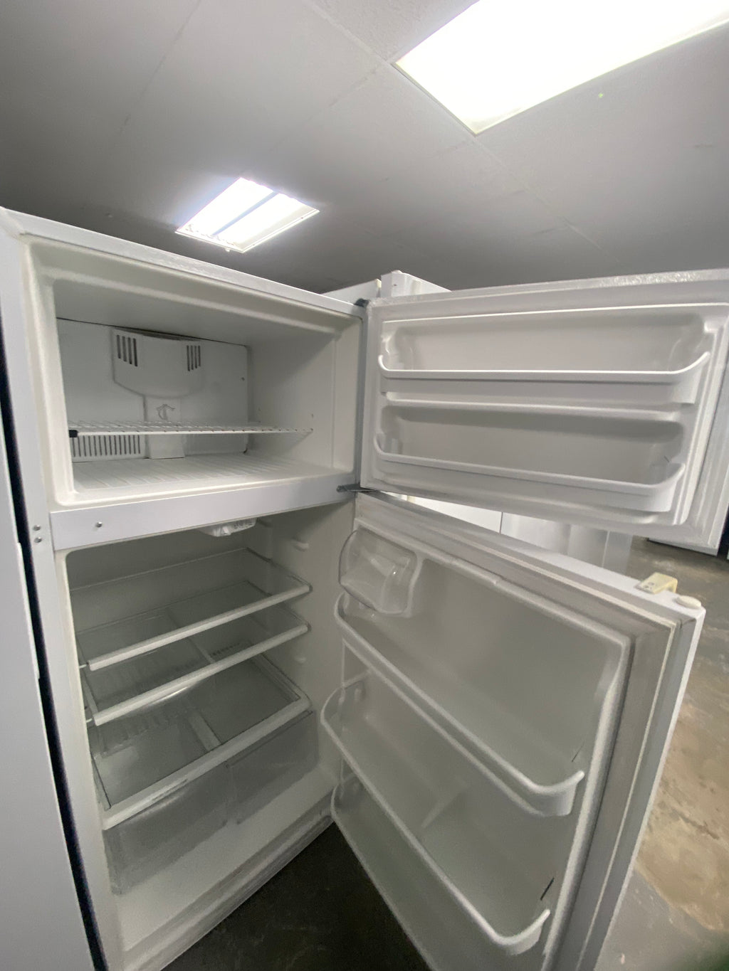 White 30” Kenmore 970-429423 Fridge (Refurbished)