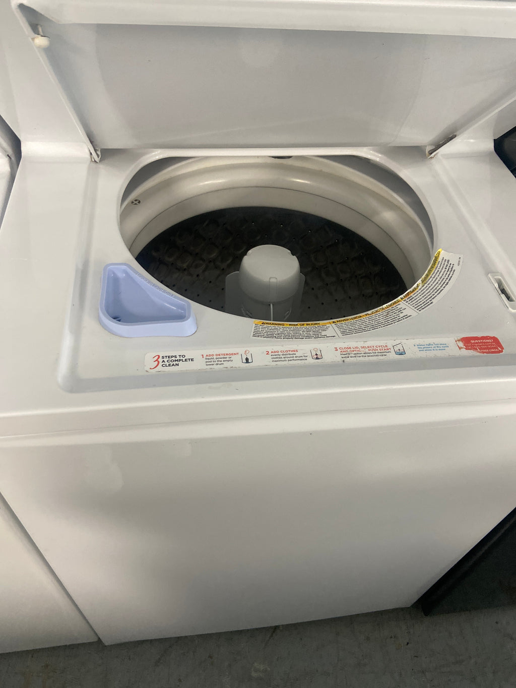 Frigidaire Laundry centre, “Refurbished”, 3 Months Warranty
