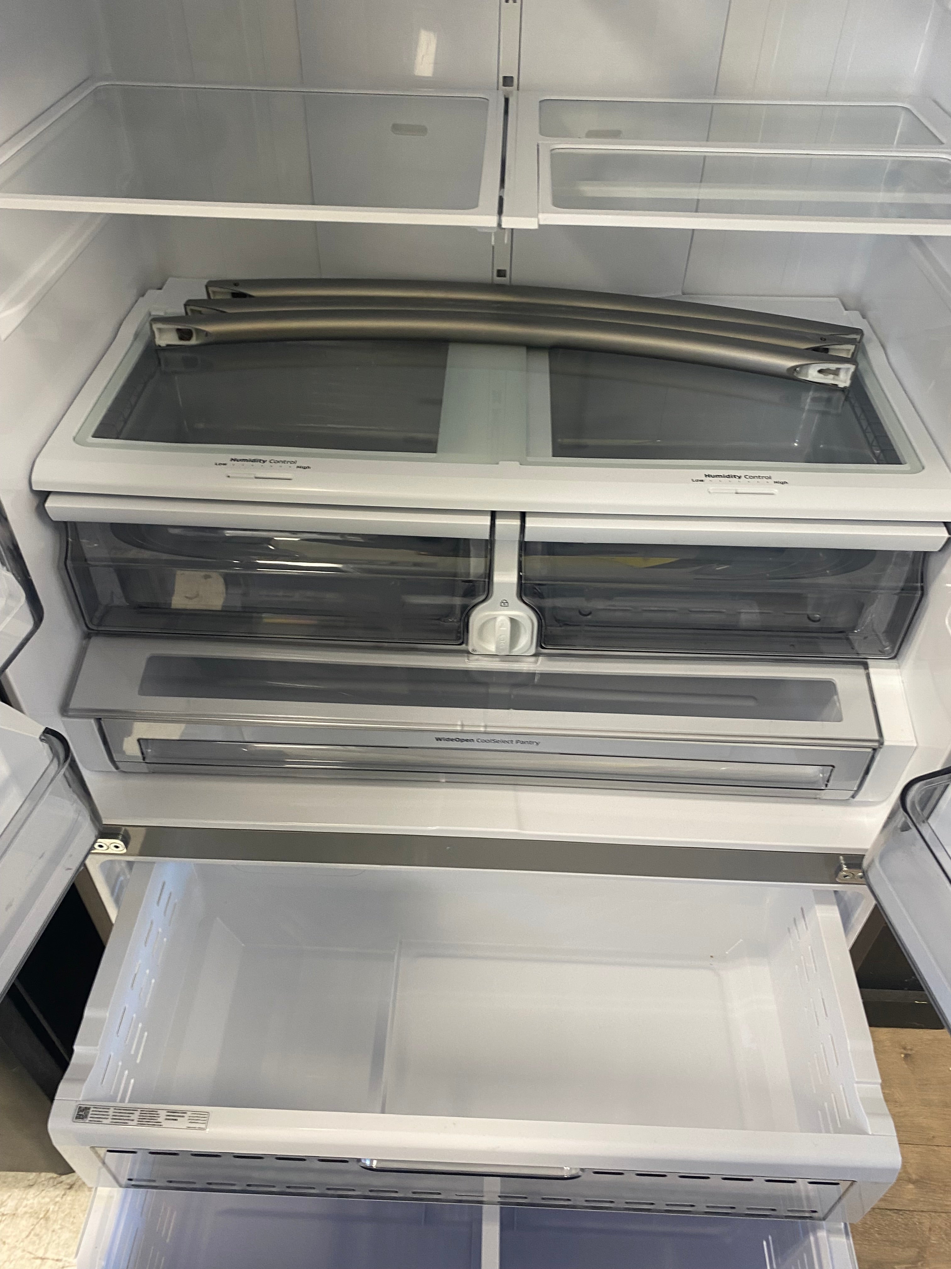 36 inch Samsung stainless steel French door fridge counter depth RF23R6201SR ( no ice maker)