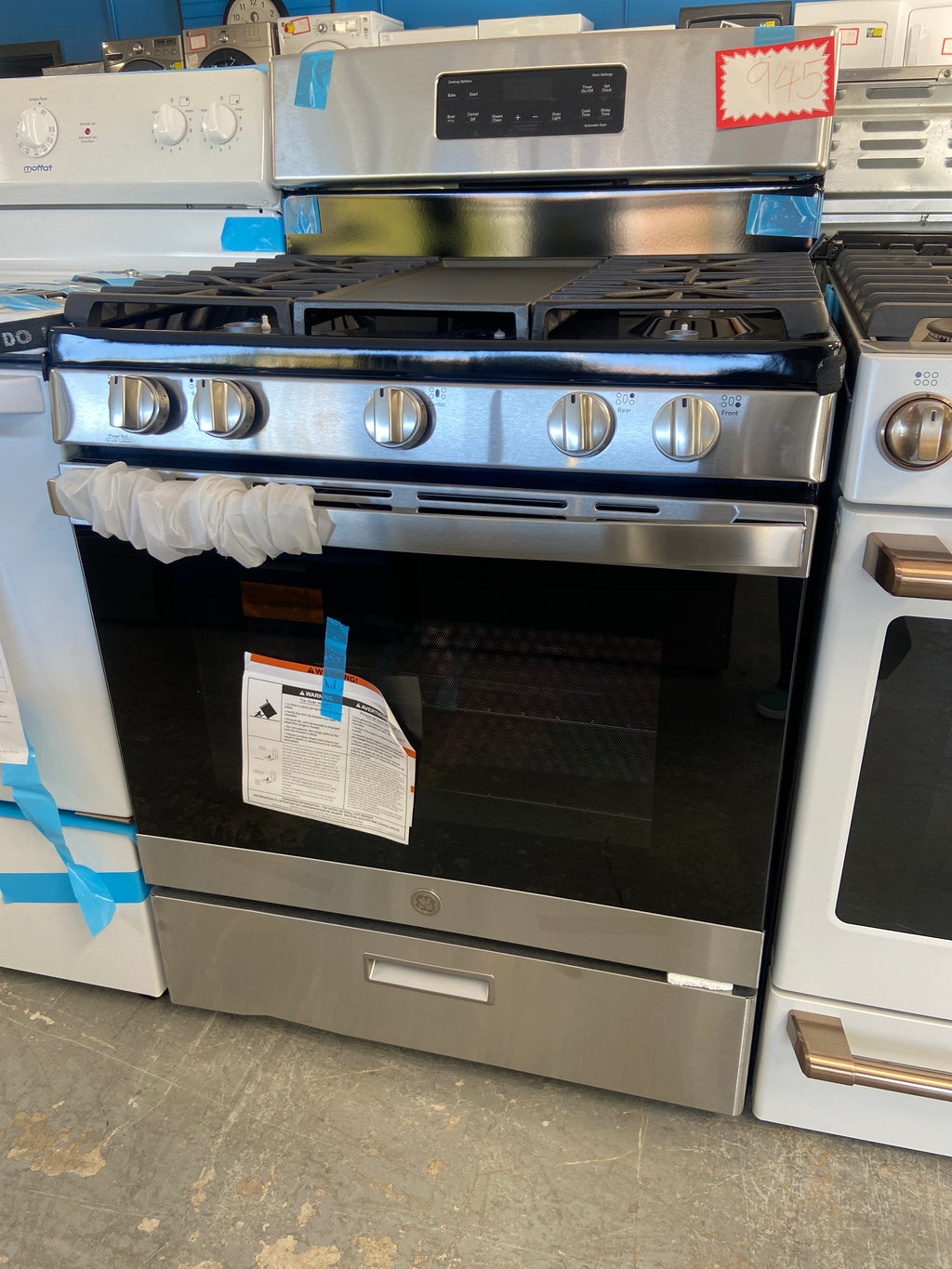 GE stainless gas/propane stove, JCGBS66SEK7SS, “Brand New”, 6 Months Warranty