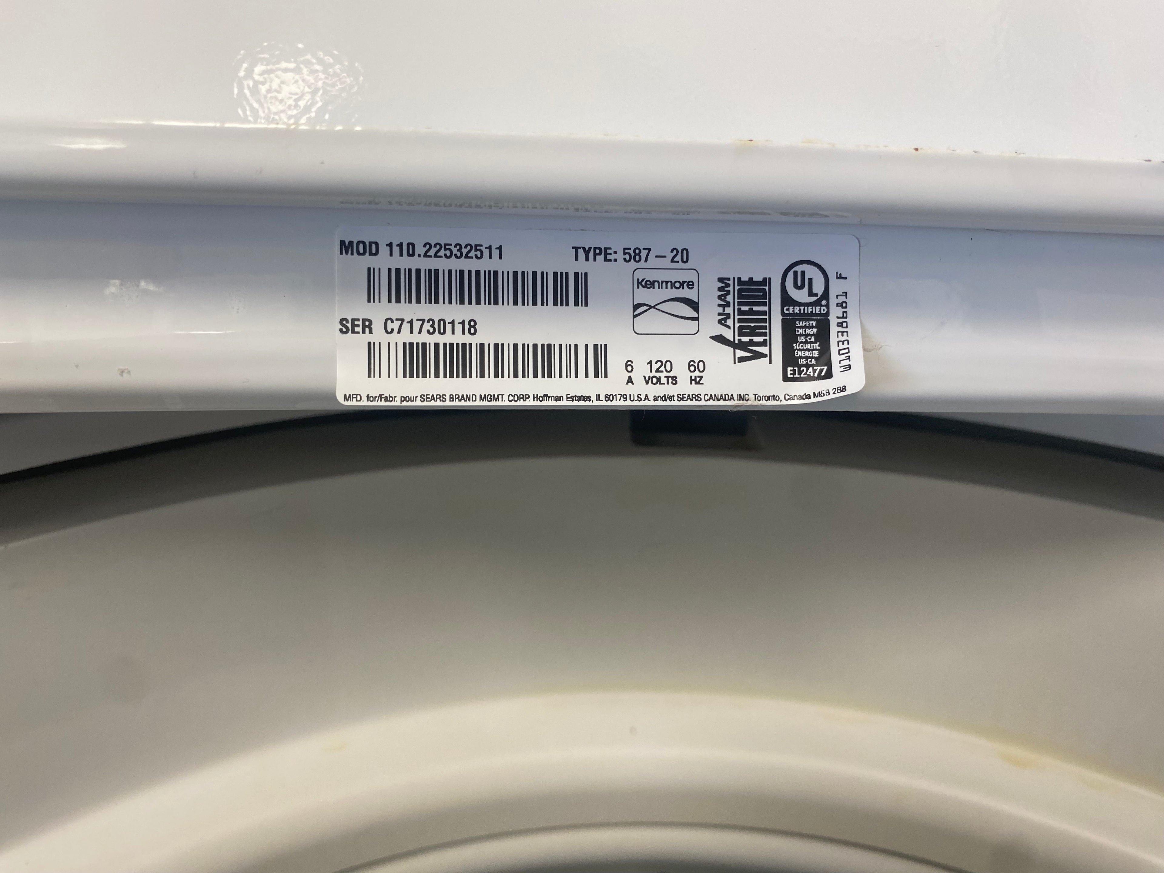 4.3 cuft, 27” top load white Kenmore washer with agitator he rated "refurbished"