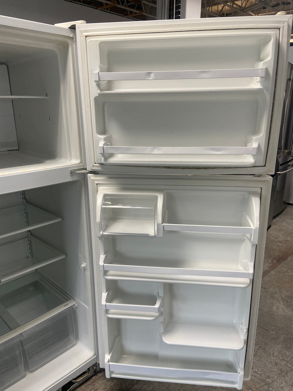 White 30” Inglis IMT186302 Fridge (Refurbished)