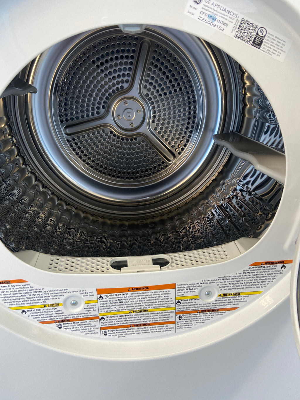GE apartment size (24”) vented dryer, he sensor dry, energy star certified, “Lightly used”, 6 Months Warranty.
