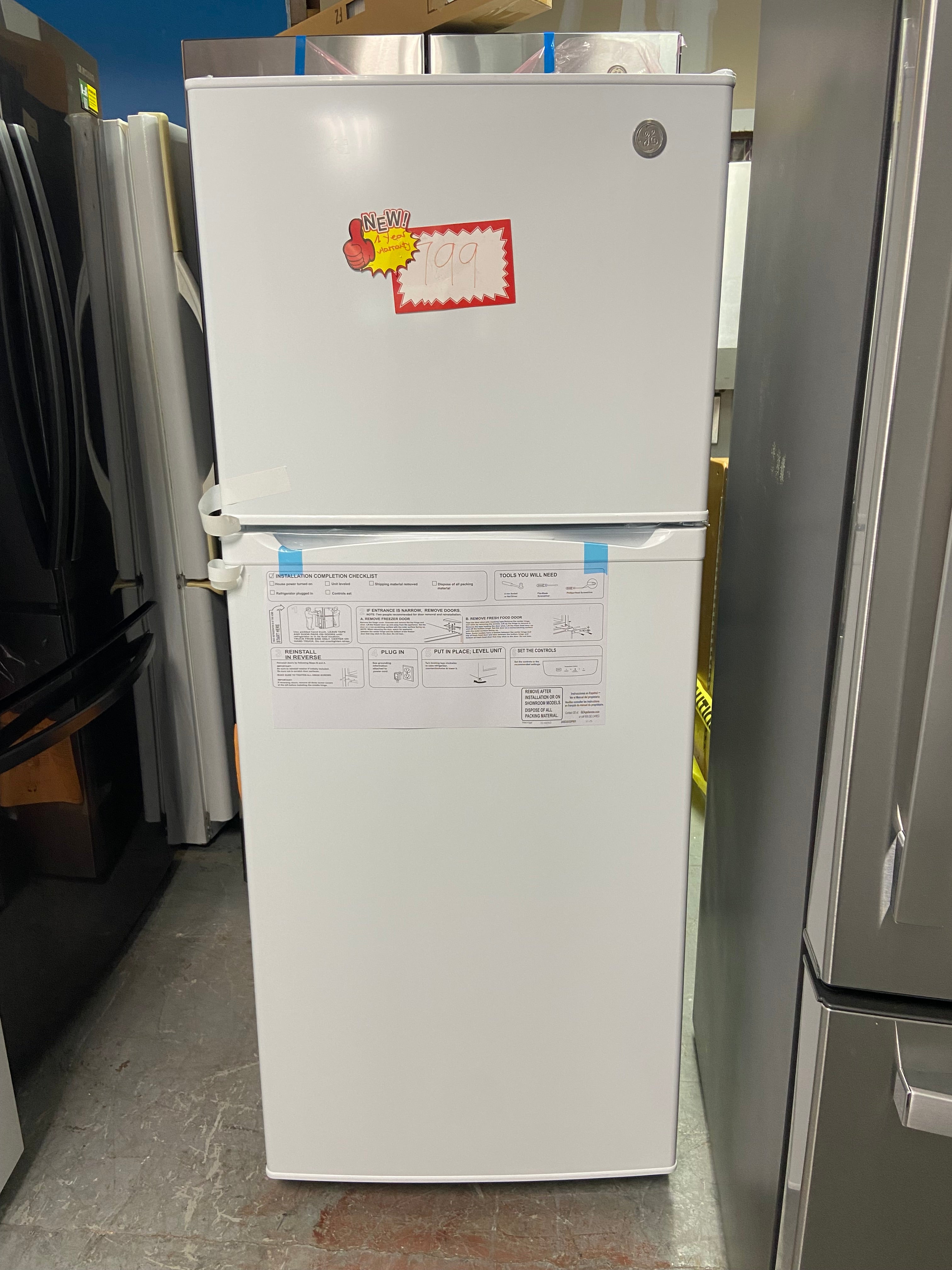 White 24” GE GPE12FGKFWW Fridge (New)