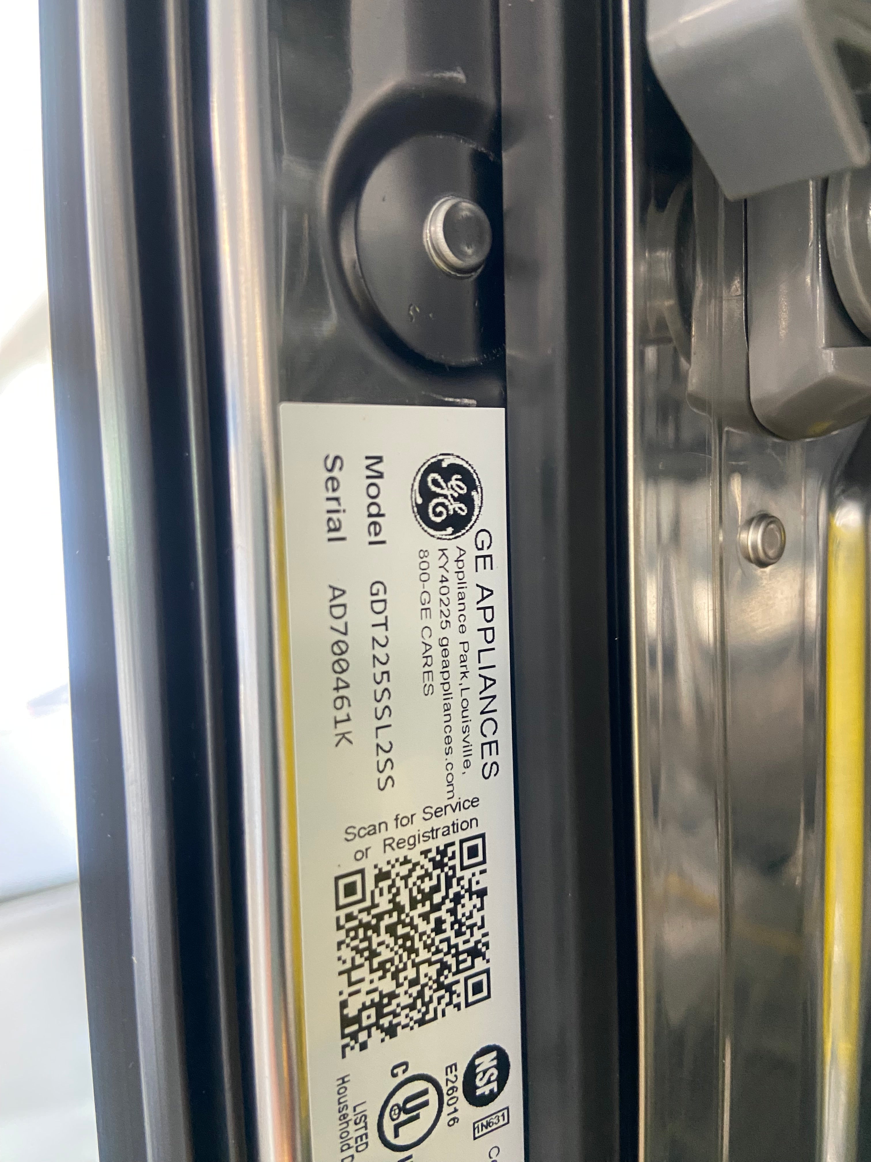 GE 24" Built-in Stainless Dishwasher "Brand New"