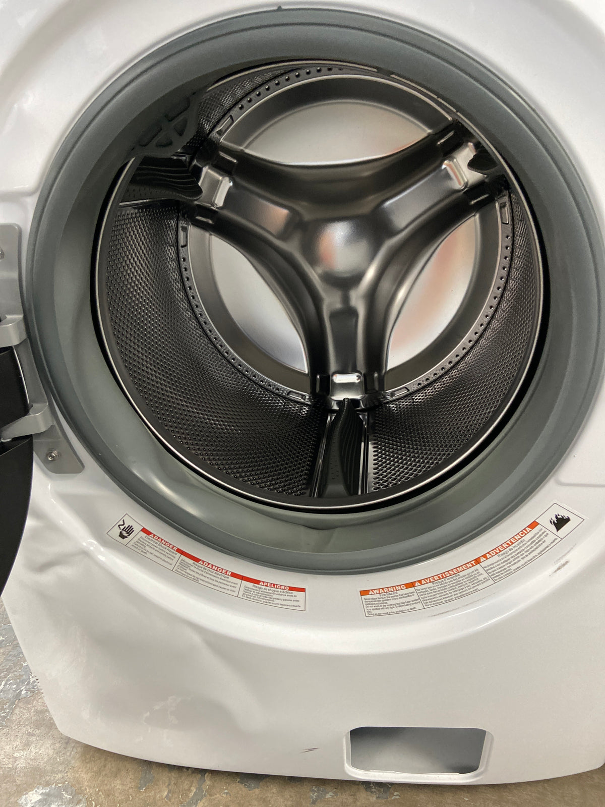 Midea Front Load washer, white, He (high efficiency marked), energy star certified, “Used”, 3 Months Warranty