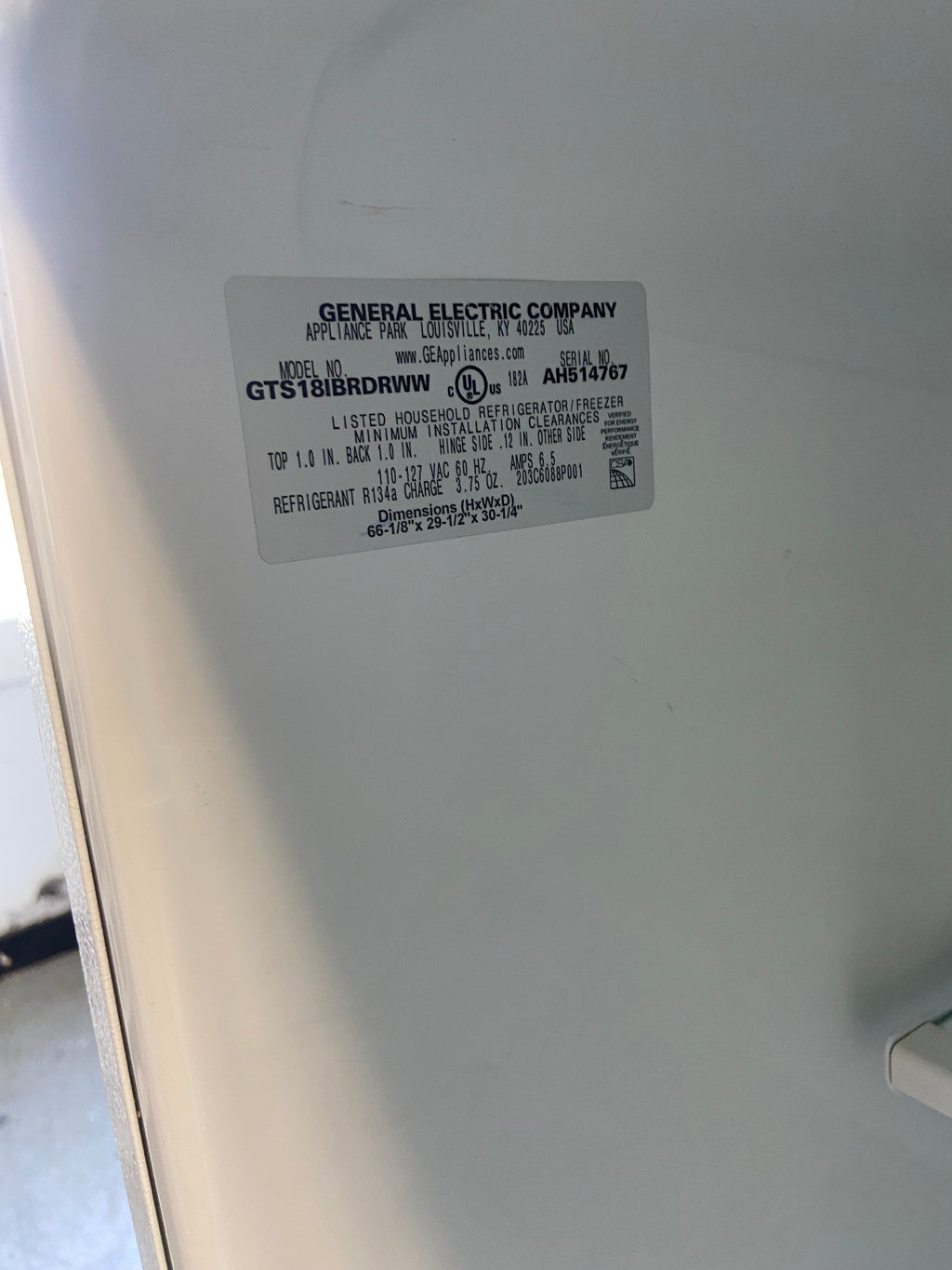 GTS18IBRDRWW 30 inch top mount freezer GE white refrigerator