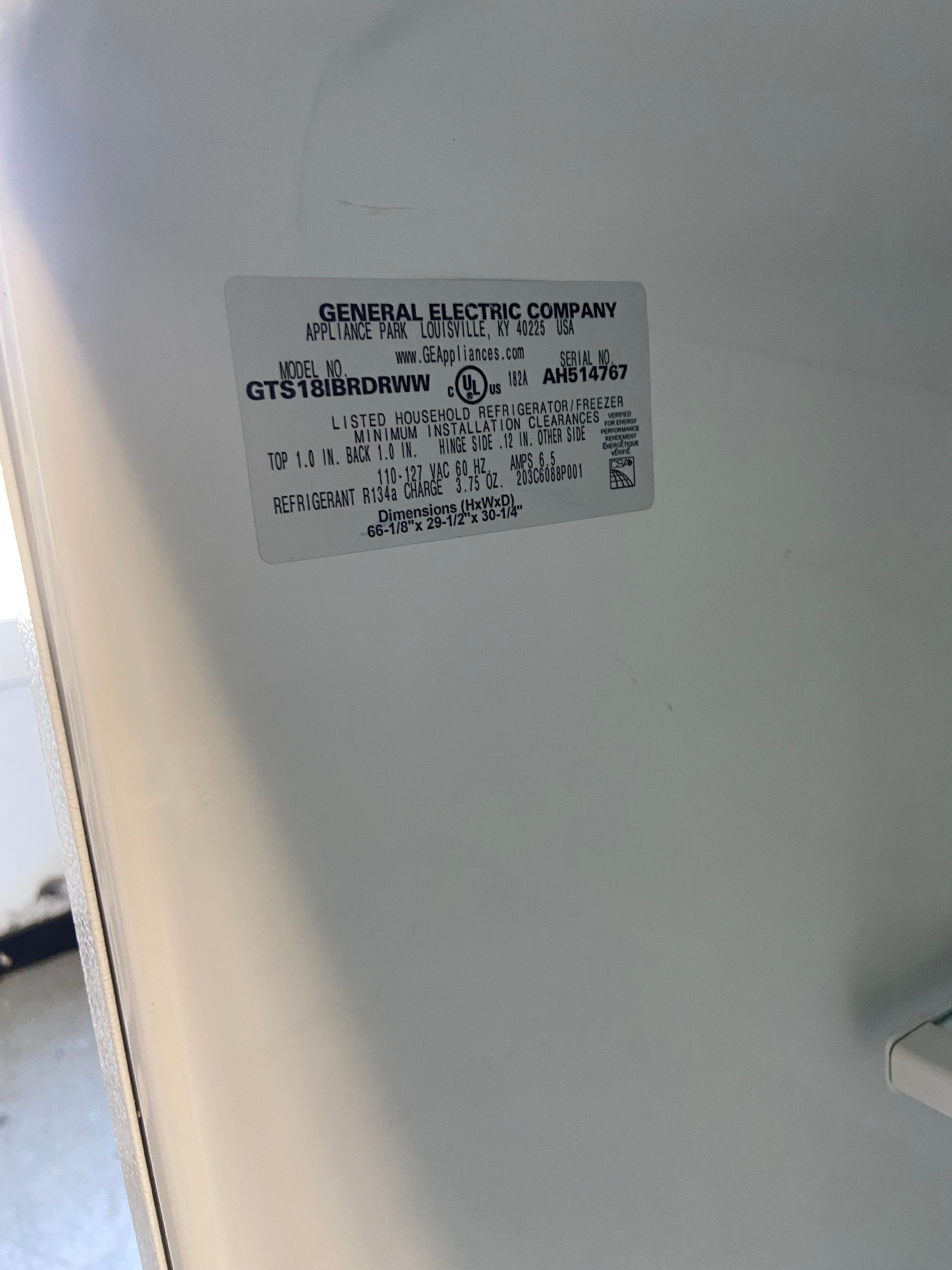 GTS18IBRDRWW 30 inch top mount freezer GE white refrigerator