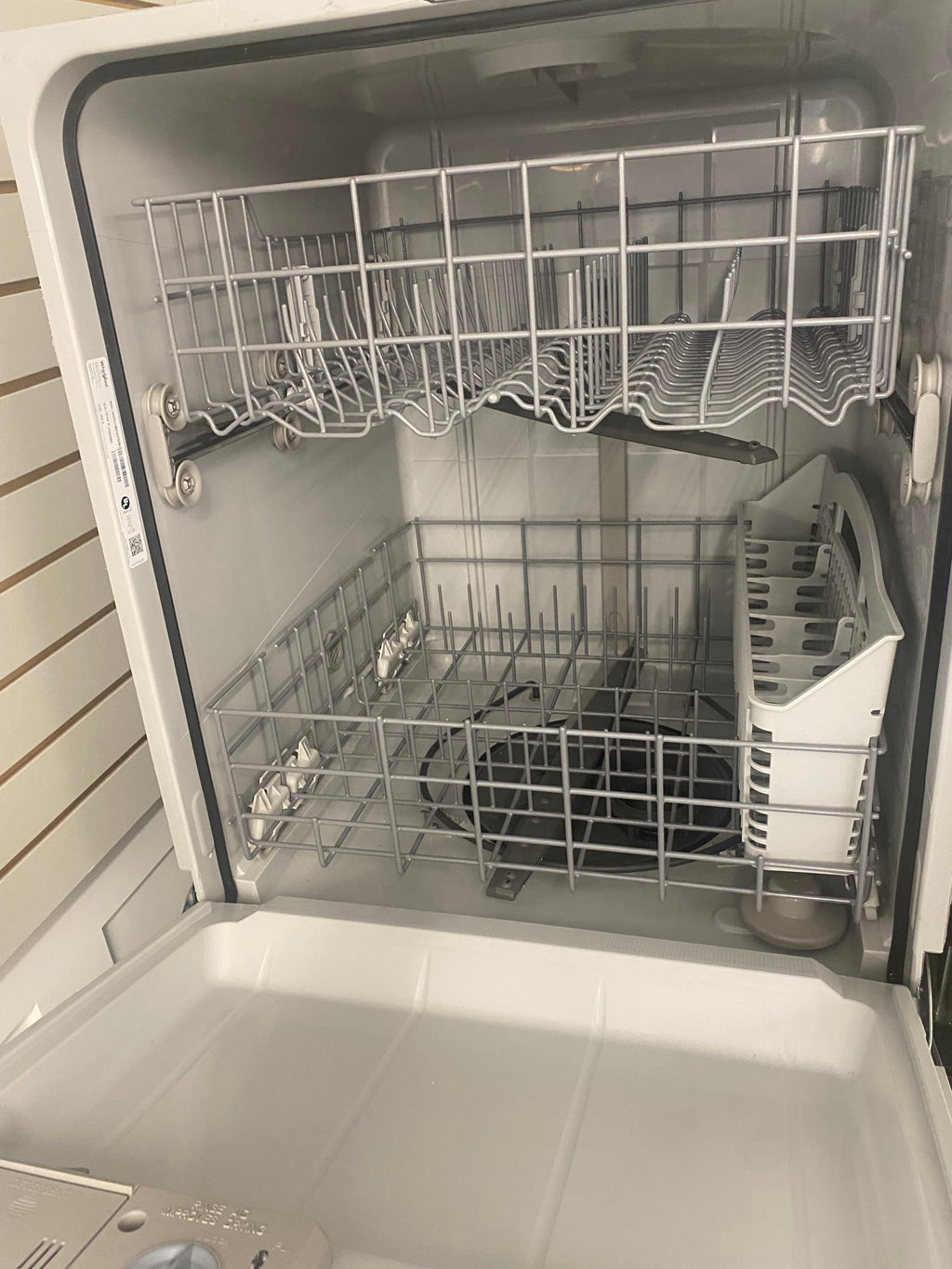 24” Whirlpool Stainless Built-in Dishwasher "Brand New-Open Box"