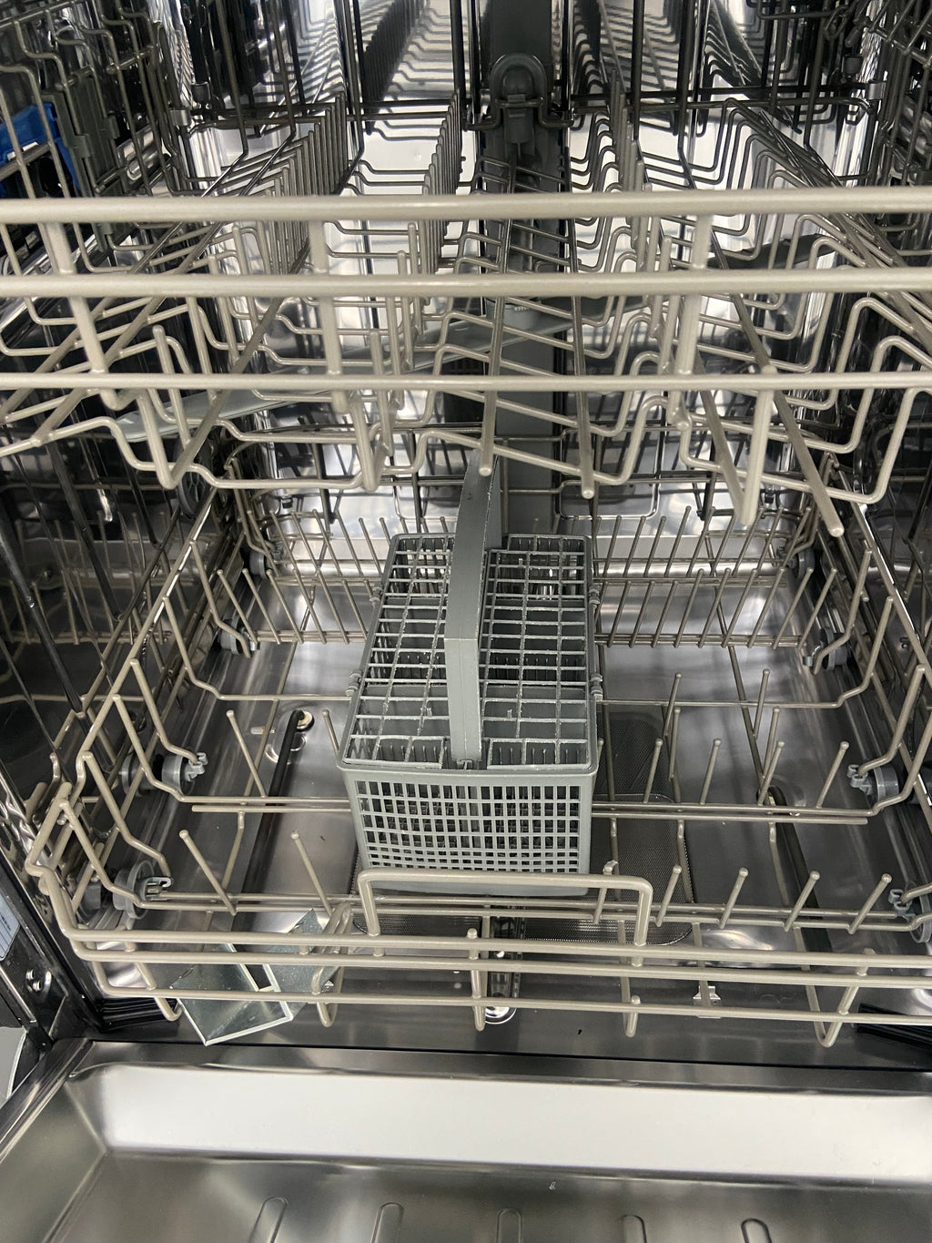 GE Stainless Built-in 24" Dishwasher "Used"