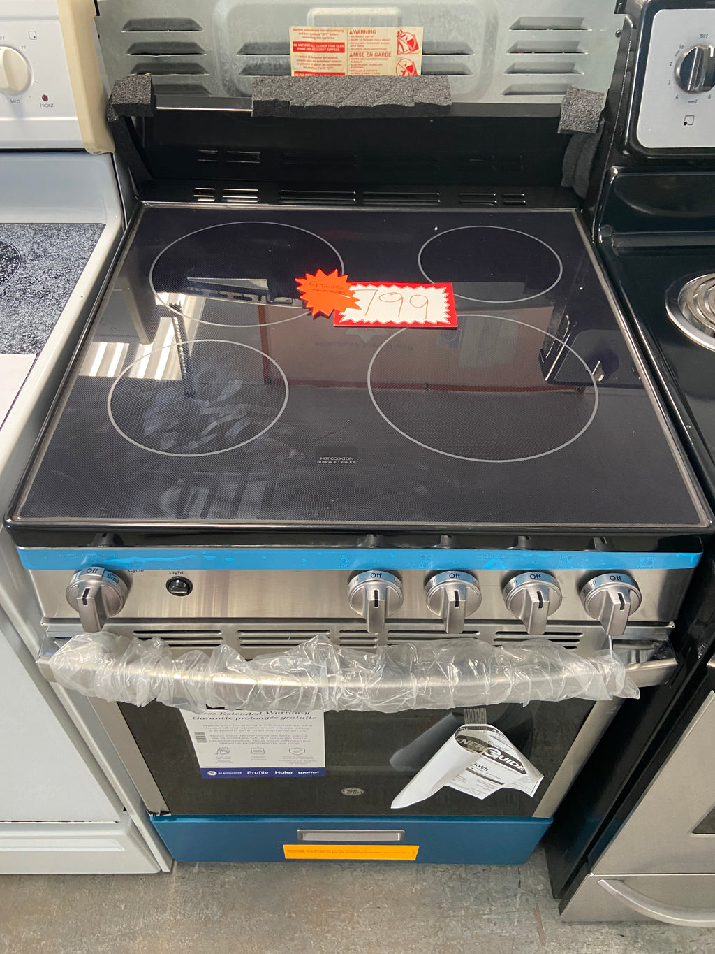 Stainless 24” GE JCAS640RM4SS Glass Top Stove (Scratch and Dent)