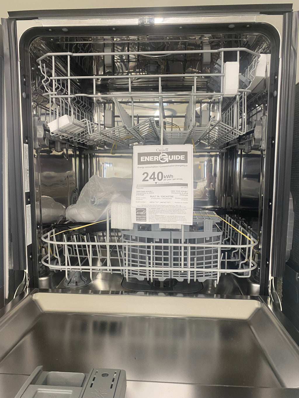 24" GE Built-In Stainless Dishwasher. "Brand New-Open Box"
