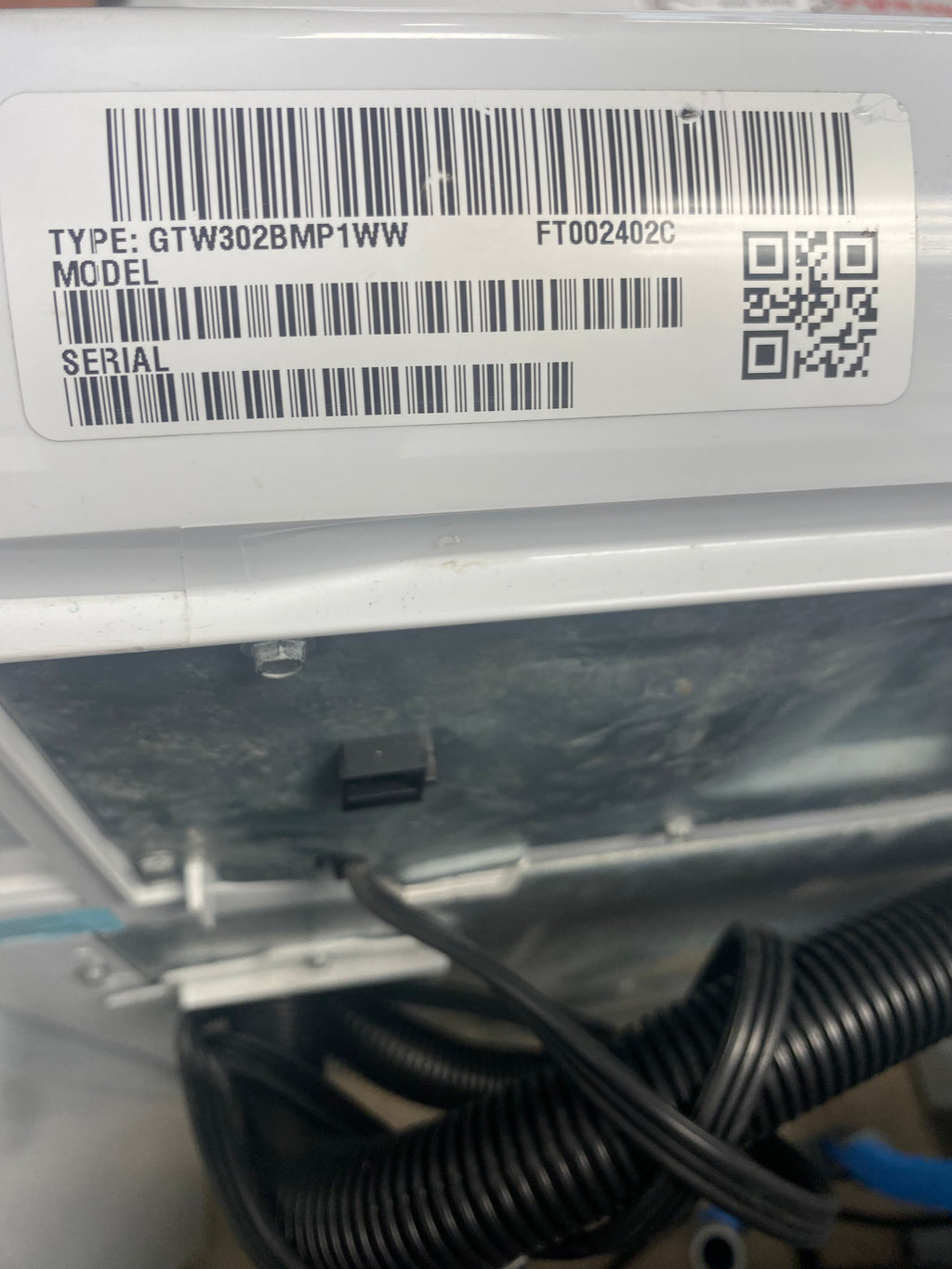 27” White GE Top Load washer, 4.4cuft with agitator “preowned”