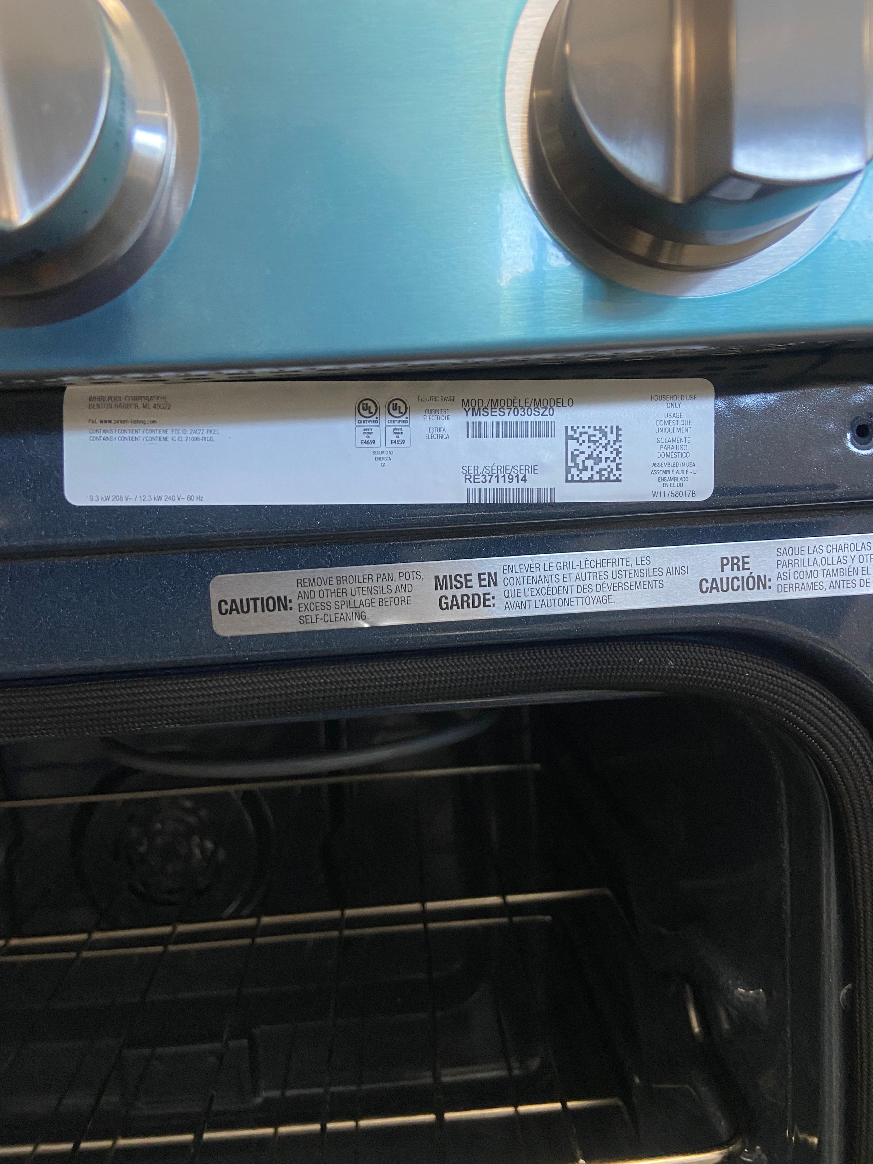 Maytag YMSES7030SZ0 Electric Range, 5.3 cu. ft. Capacity, 30 inch Exterior Width, Convection, 5 Burners, Storage Drawer, Air Fry, Self Clean, 3,000 W Highest Element, FingerPrint Resistant Stainless Steel colour, Dual-Choice™ Element, Keep Warm™