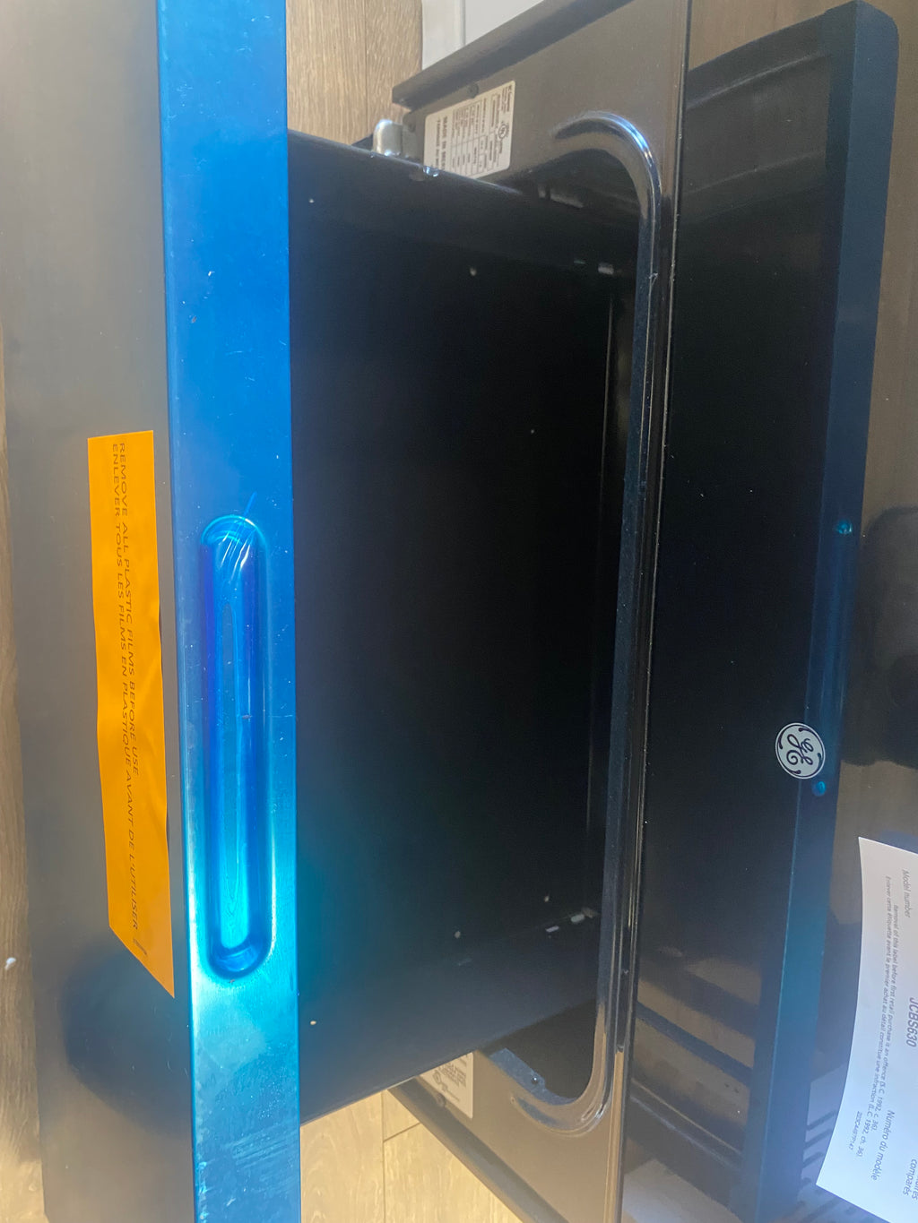 GE JCBS630SV2SS is a reliable 30‑inch electric range