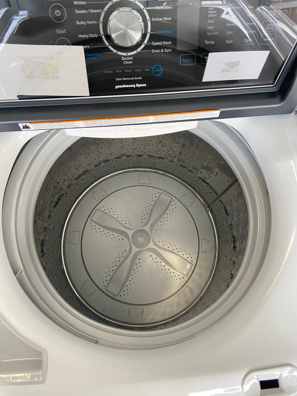 GE GTW681BMR0WS Top Load Washer, 27 inch Width, 5.3 cu. ft. Washer Capacity, 800 RPM Washer Spin Speed