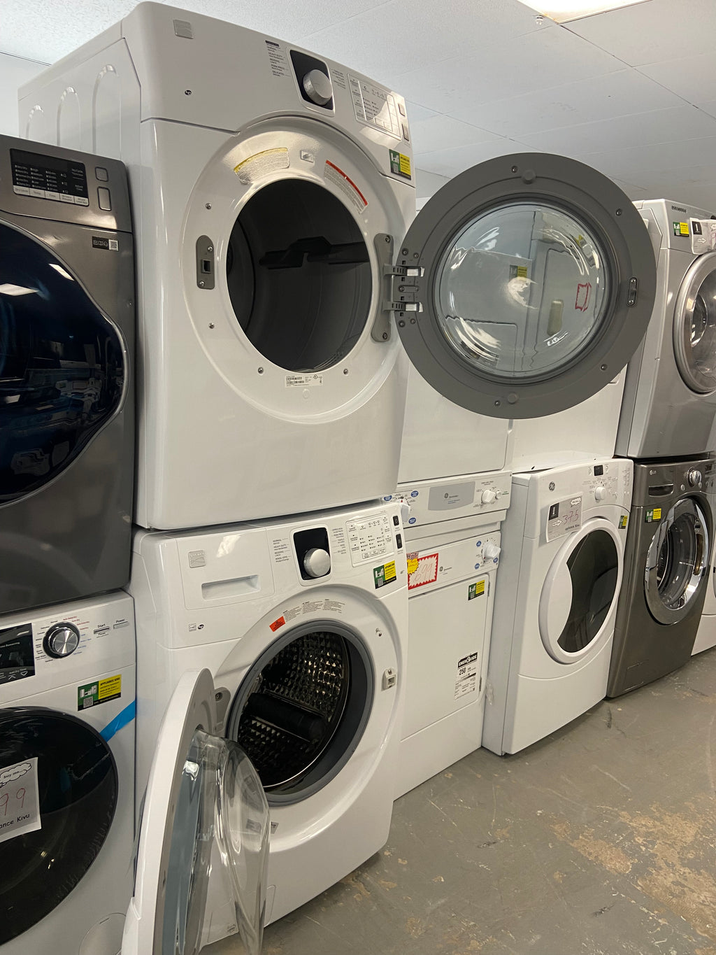 White Kenmore Washer and Dryer Set with warranty