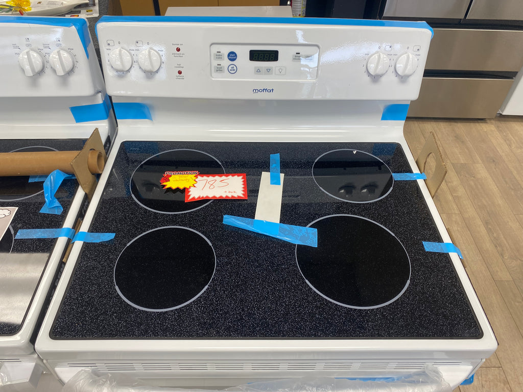 Moffat MCBS585DN5WW Electric Range, 5 cu. ft. Capacity, 30 inch Exterior Width, 4 Burners, Storage Drawer, Manual Clean, 2,000 W Highest Element, White colour