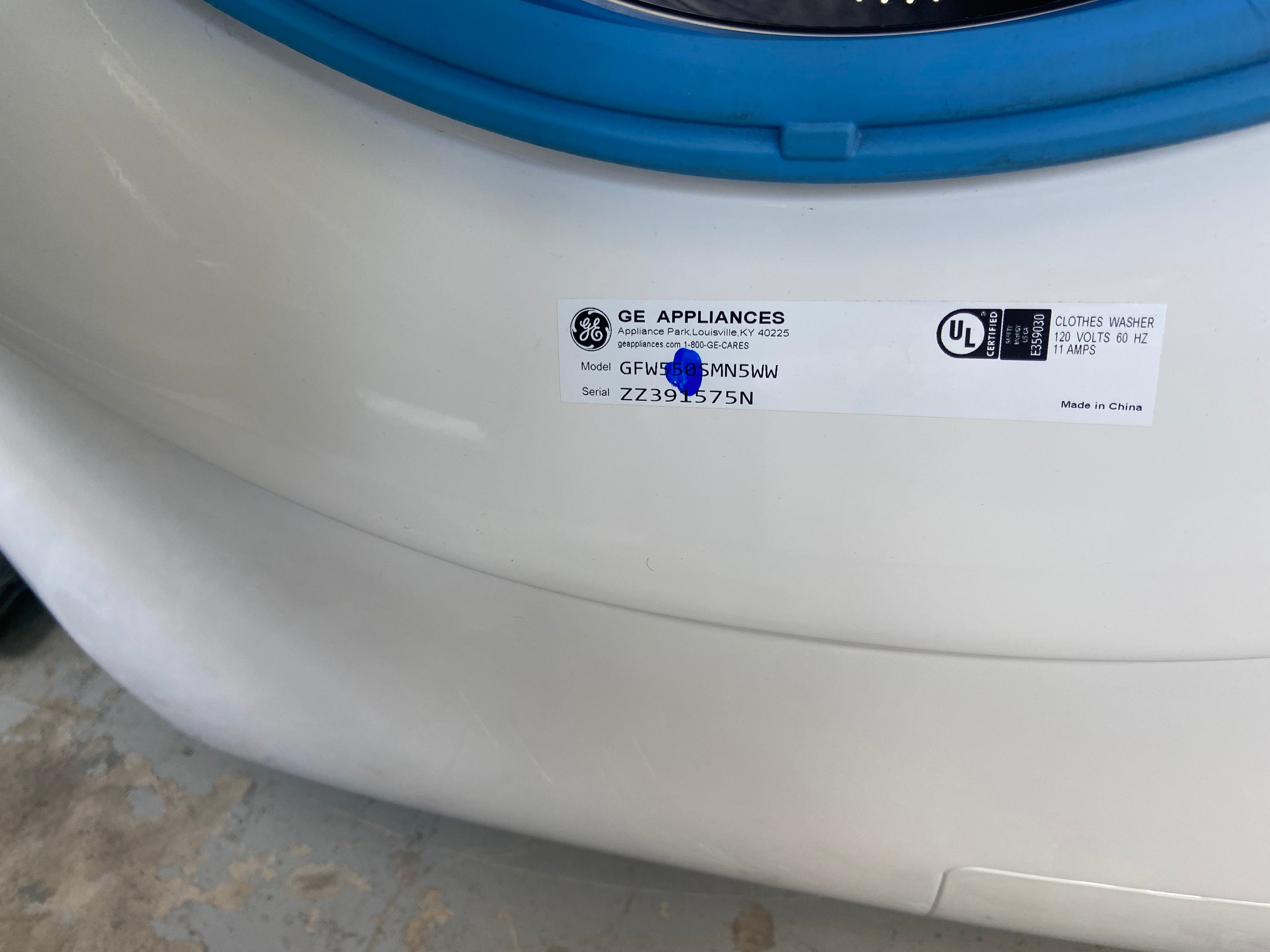 White 27” GE GFW550SMN5WW Washer (Refurbished)