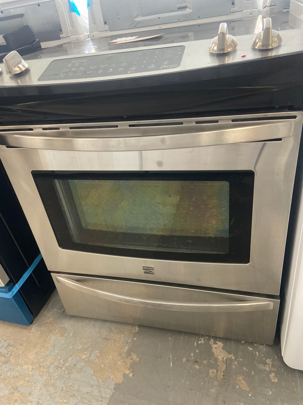 Kenmore glass top stove, serial: NF24224694 “Refurbished”, 3 Months Warranty