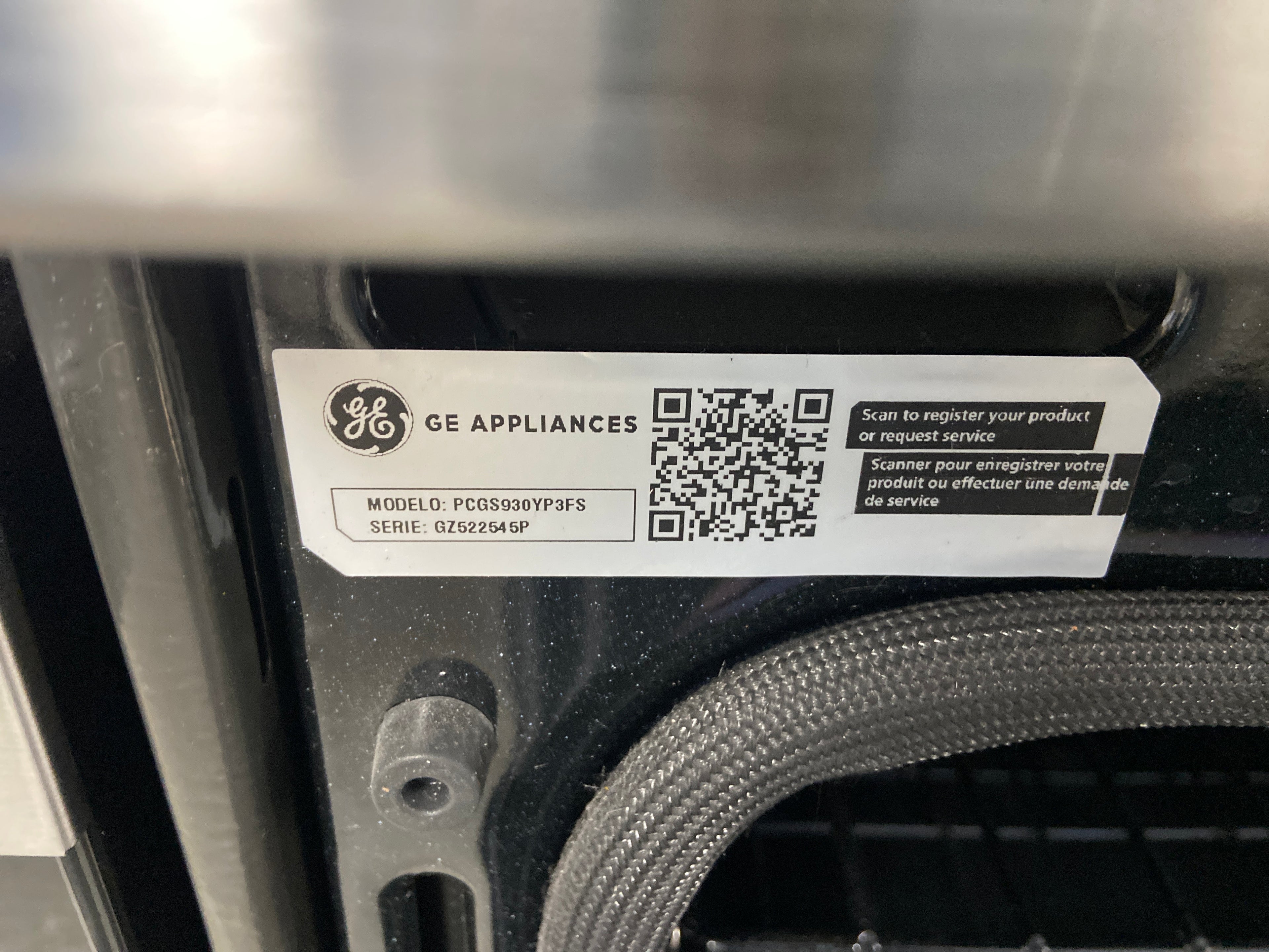 GE 30" Built-In Gas Cooktop Stainless Steel - PCGS930YP3FS