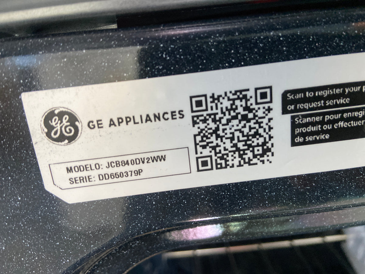 GE white glass top stove, JCB840DY2WW, “Brand New”, 6 Months Warranty