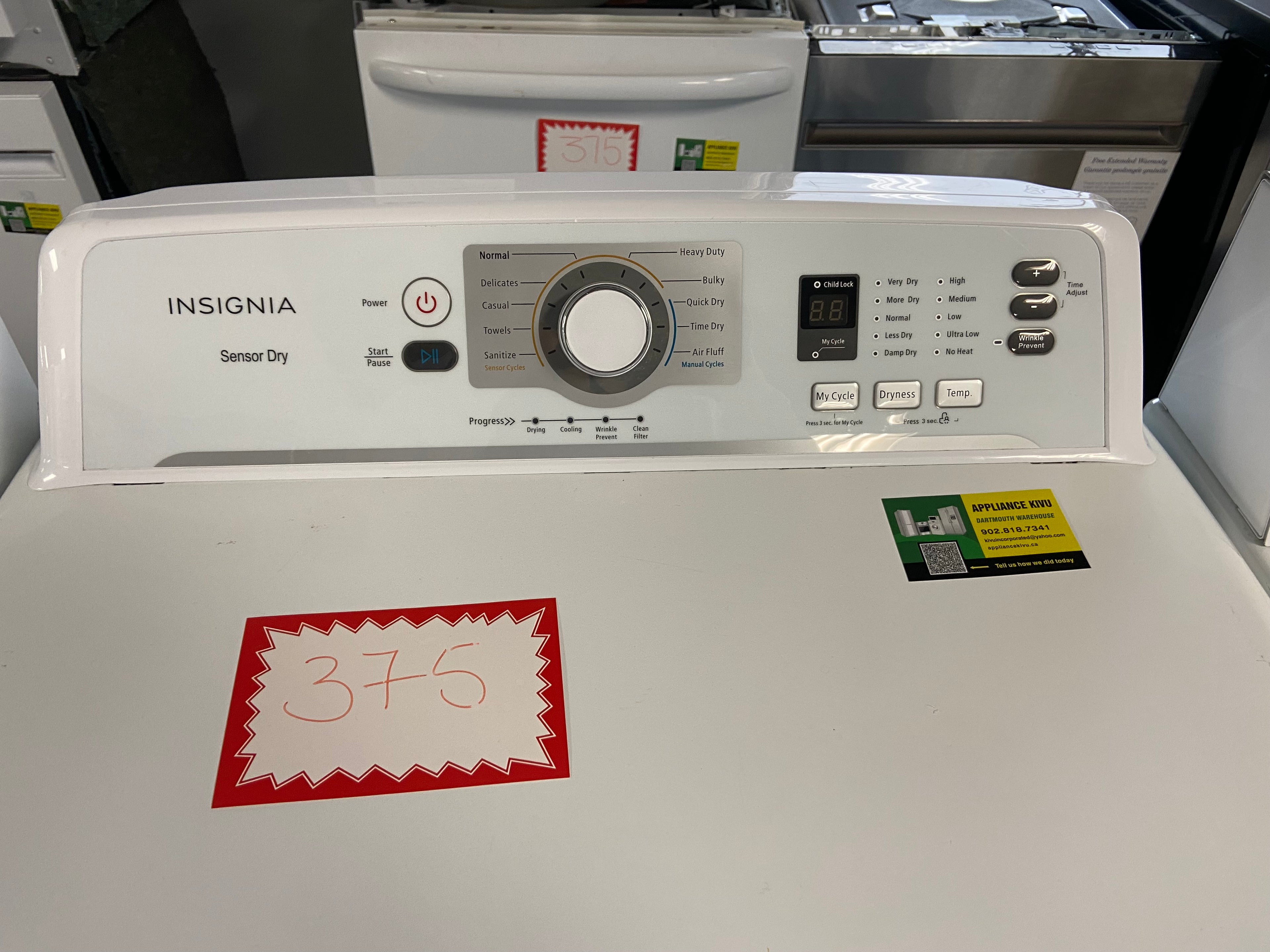 White Insignia 27” Dryer, Extra Large Capacity
