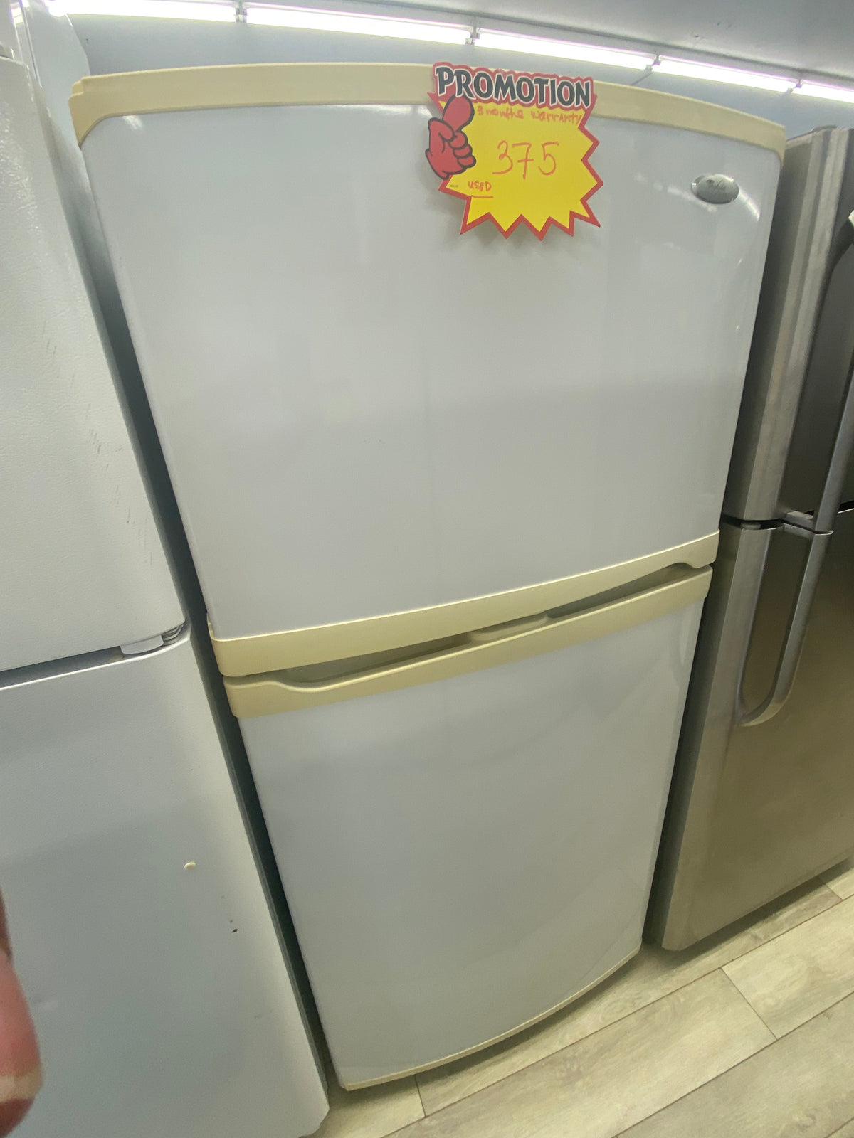 30” White whirlpool fridge "Refurbished"