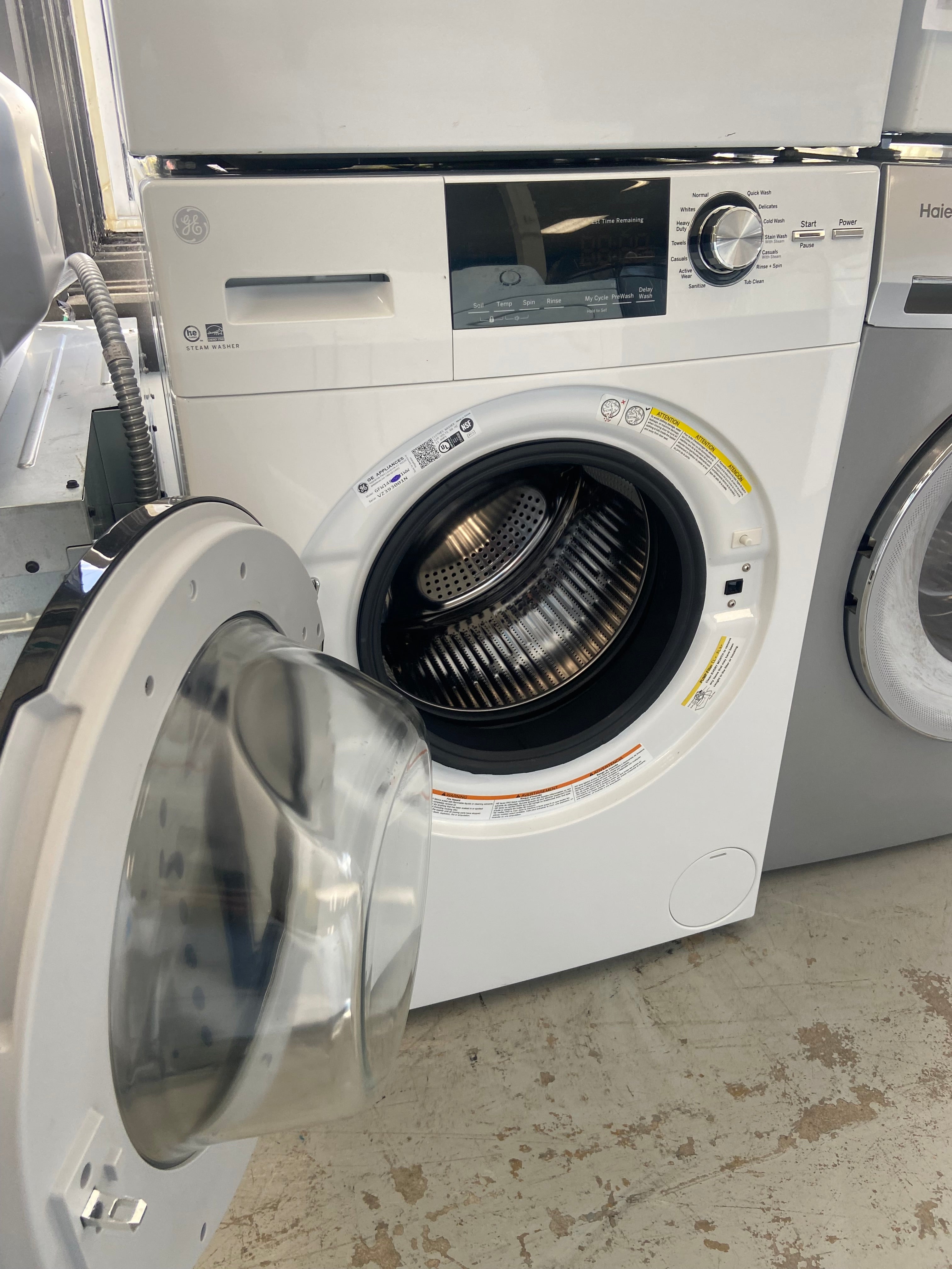 GE 24” Washer and dryer Stackable.