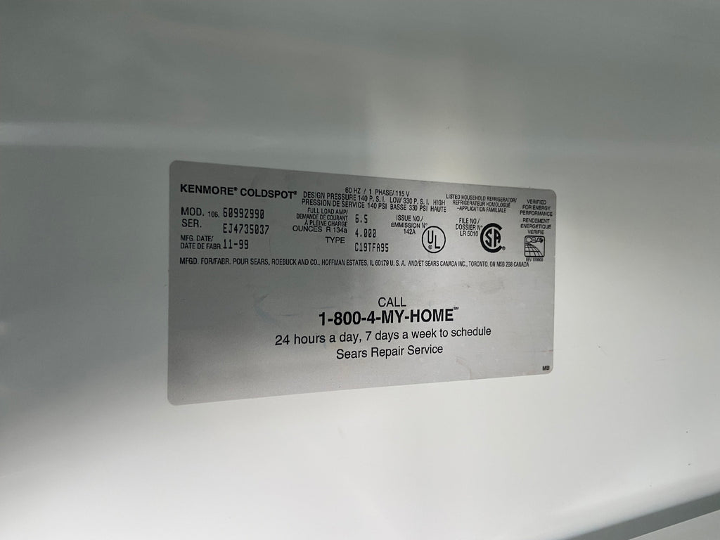 30” White Kenmore 106.60992990 Refrigerator with warranty