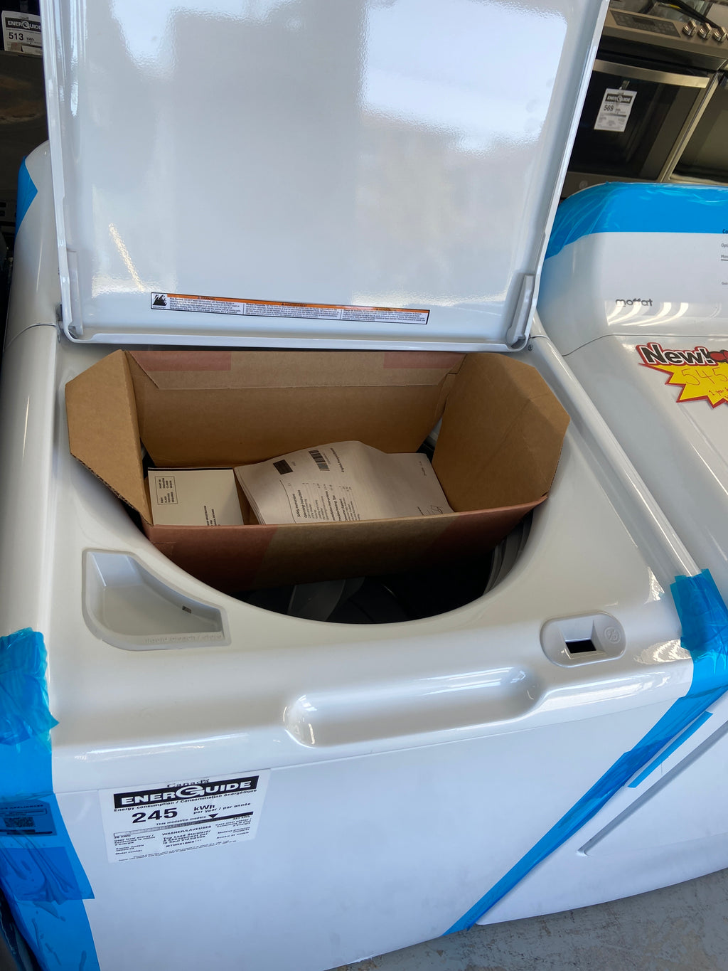 Moffat White top load washer, “Brand New”, 1 year factory warranty.