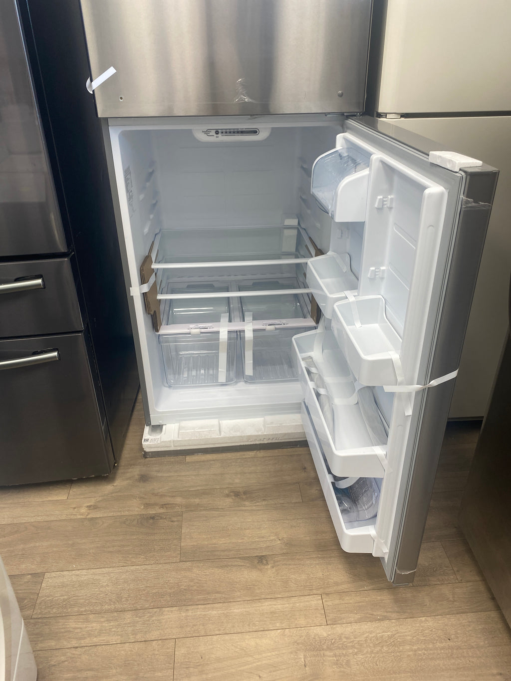 Moffat Top-Freezer 18-cu.ft. Refrigerator - Stainless Steel