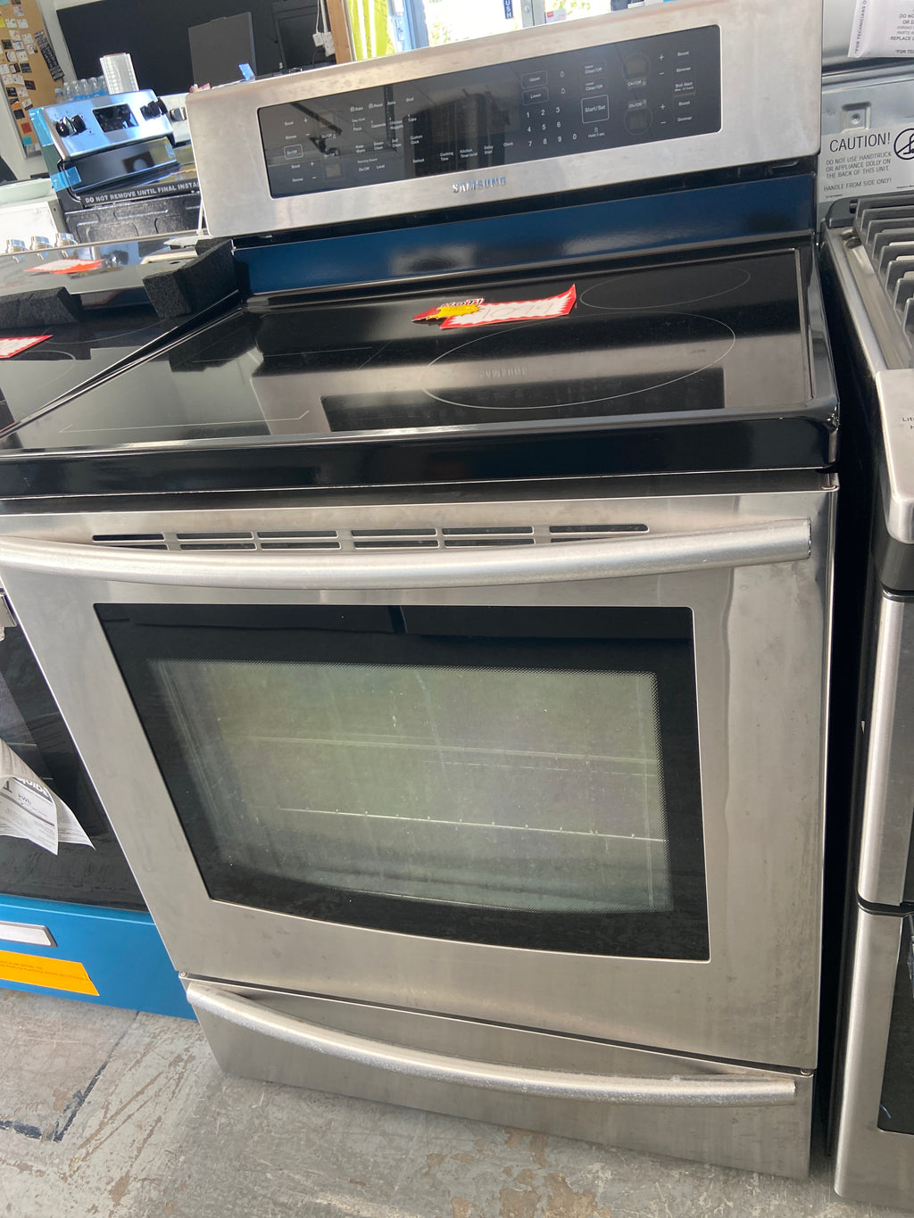Samsung stainless stove, NE599N1PBSR “lightly used”, 6 Months Warranty