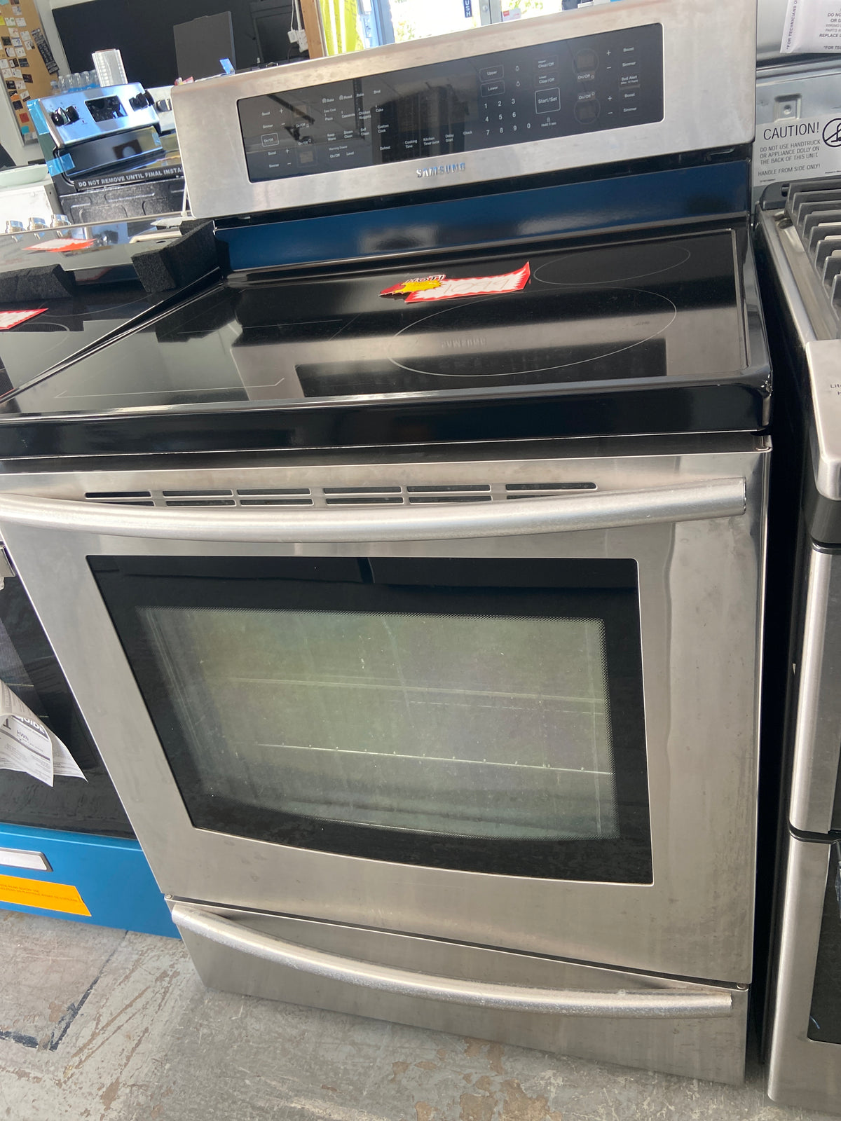 Samsung stainless stove, NE599N1PBSR “lightly used”, 6 Months Warranty