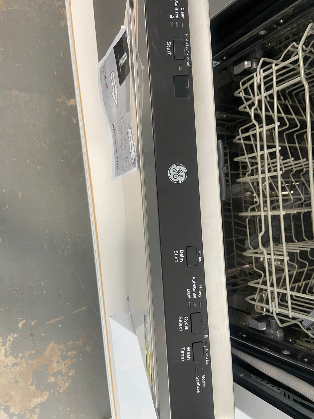 GE Built in 24" Stainless Dishwasher "scratch and Dent"