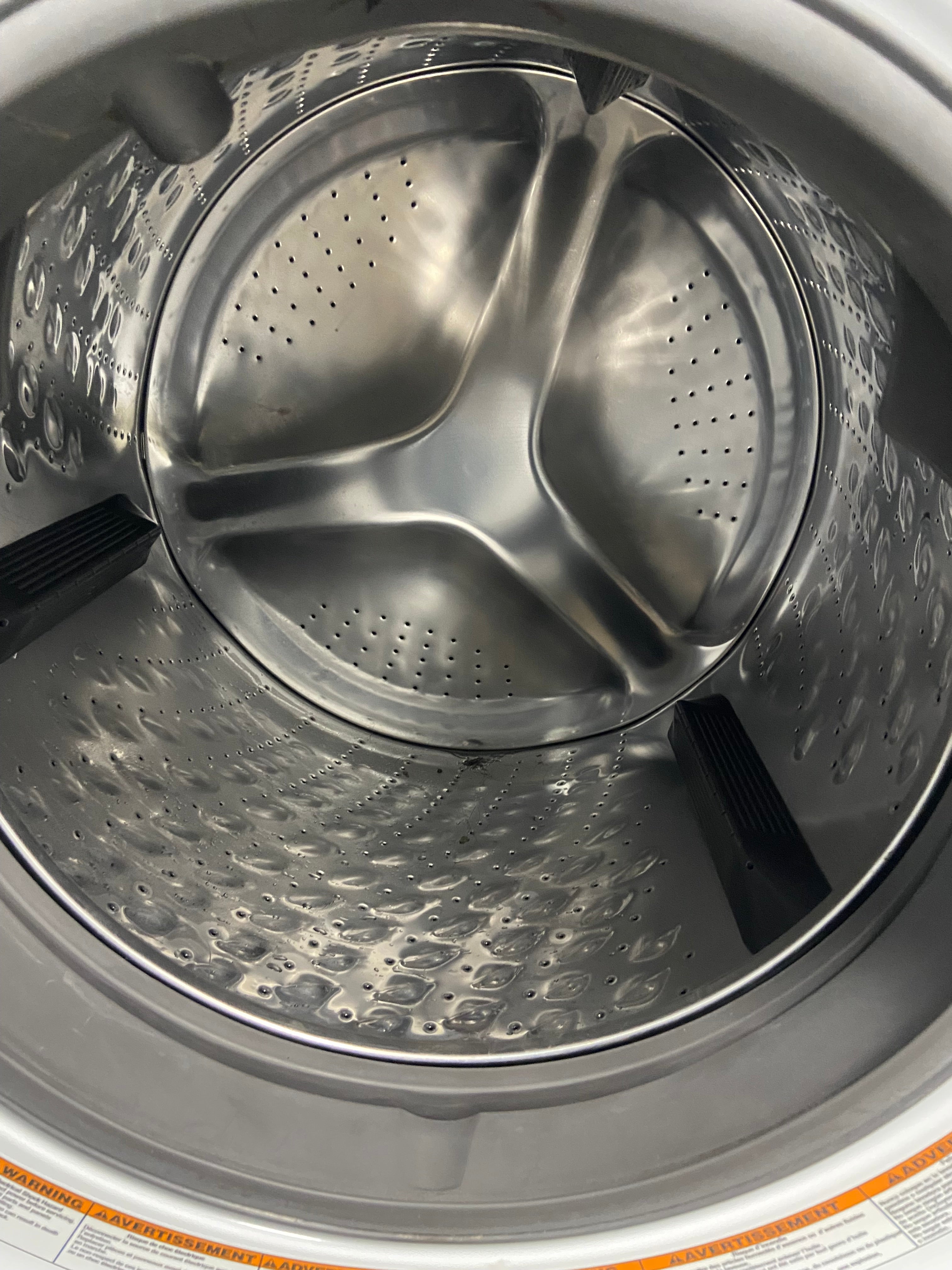 Heavy duty 27” White Whirlpool Stackable Washer, Dryer set YWED5620HW0, WFW560CHWO