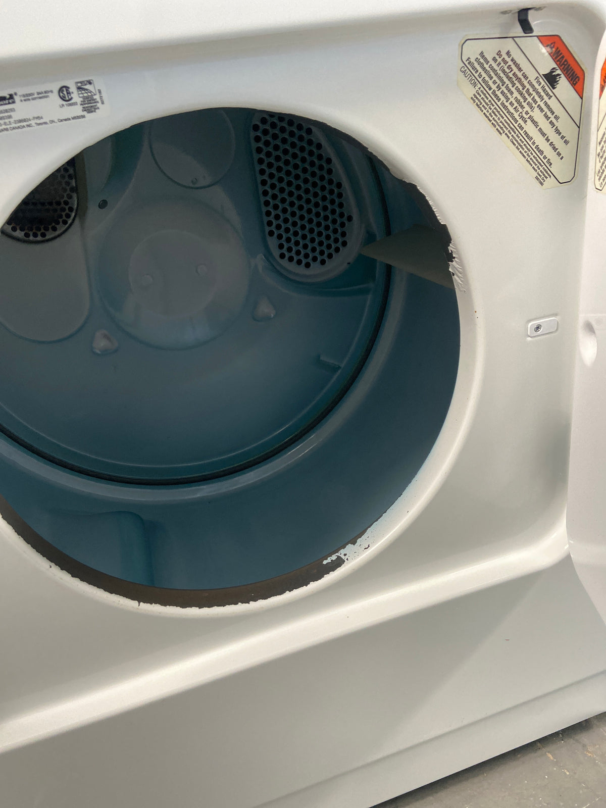 Kenmore white dryer, “Refurbished”, 3 Months Warranty.