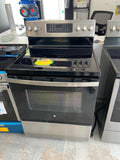 Black 30” GE JCB840ST3SS Glass Top Stove (Scratch and Dent)