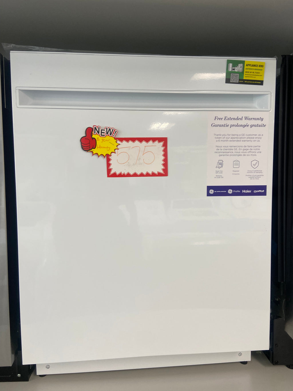 GE 24" White Built-in Dishwasher "Brand New"